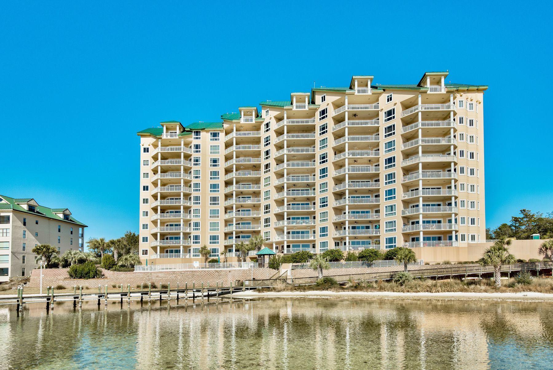 GRAND HARBOR - Residential