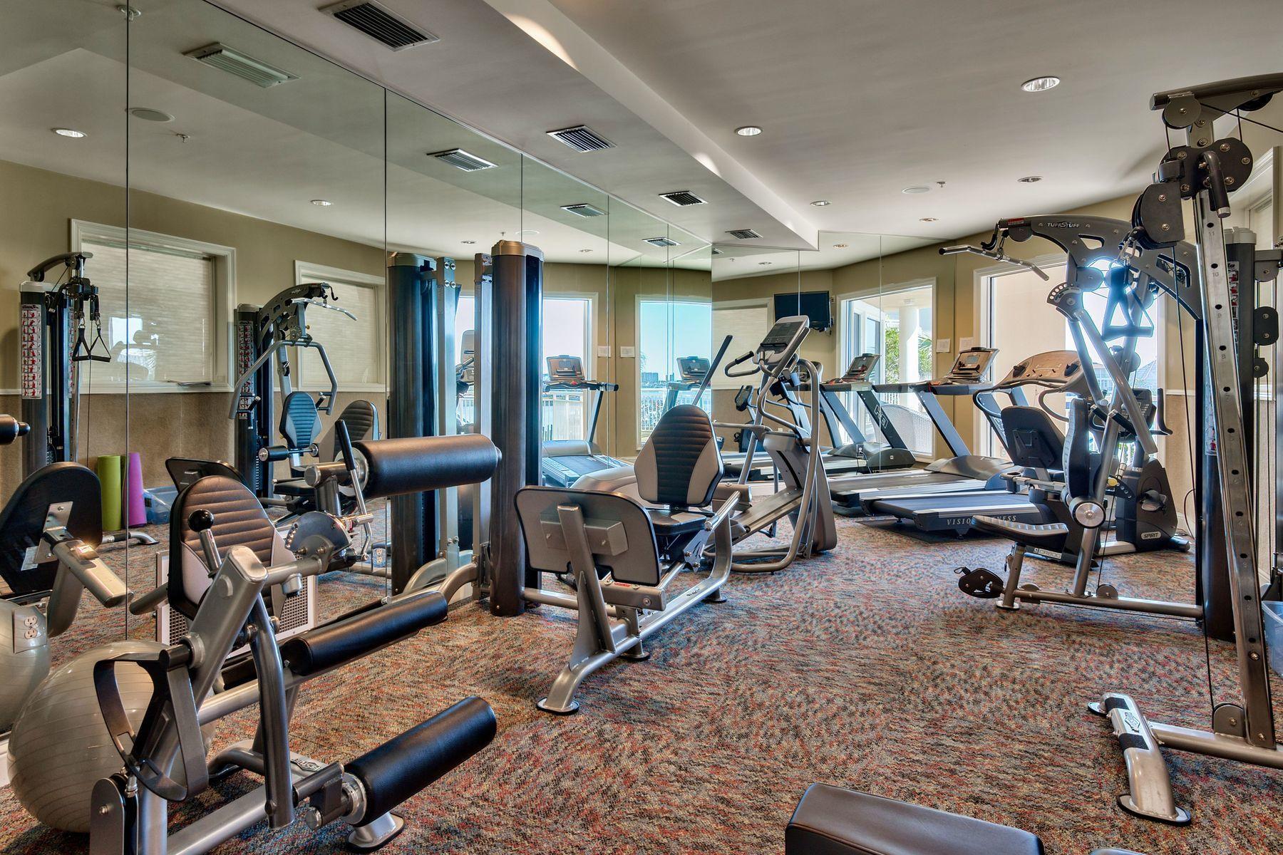 GRAND HARBOR - Residential