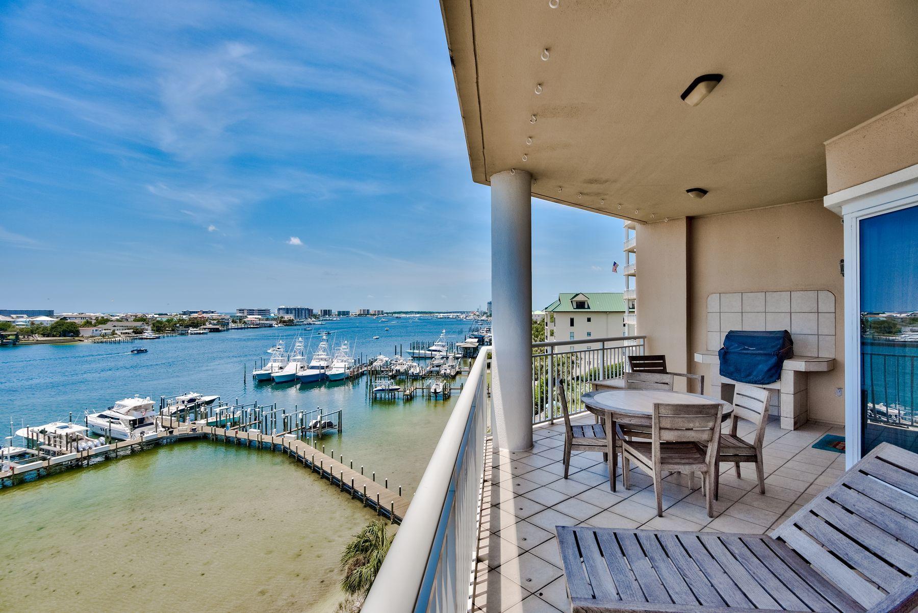 GRAND HARBOR - Residential