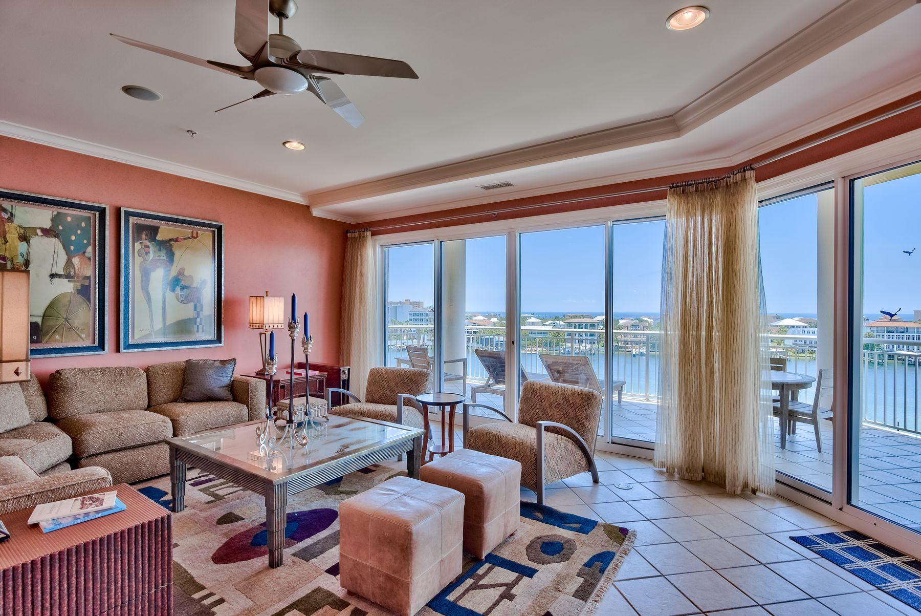 GRAND HARBOR - Residential