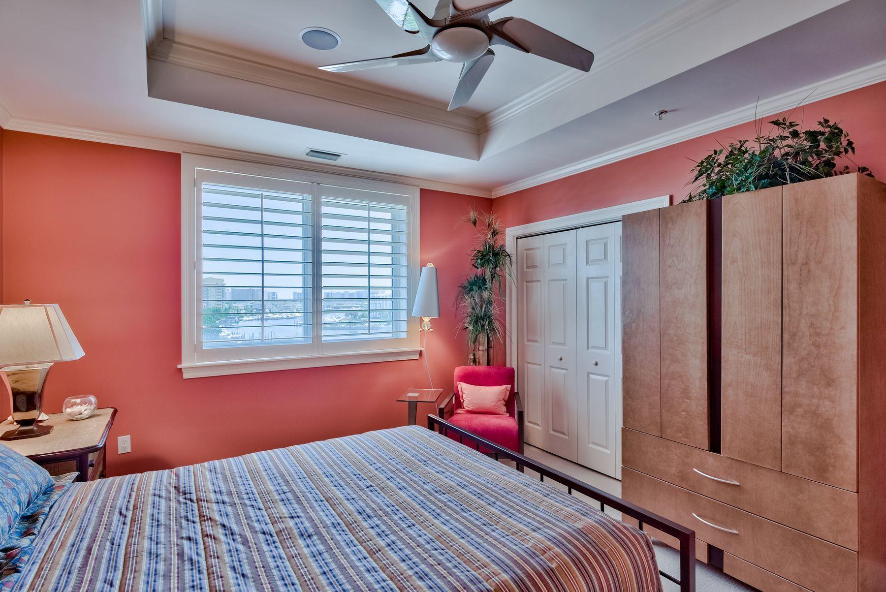 GRAND HARBOR - Residential