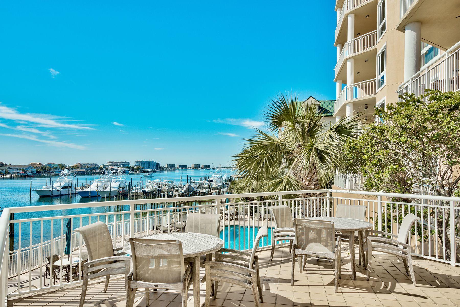 GRAND HARBOR - Residential