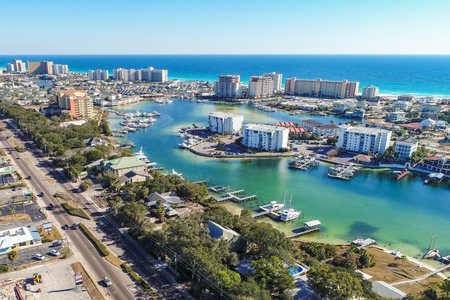 GRAND HARBOR - Residential