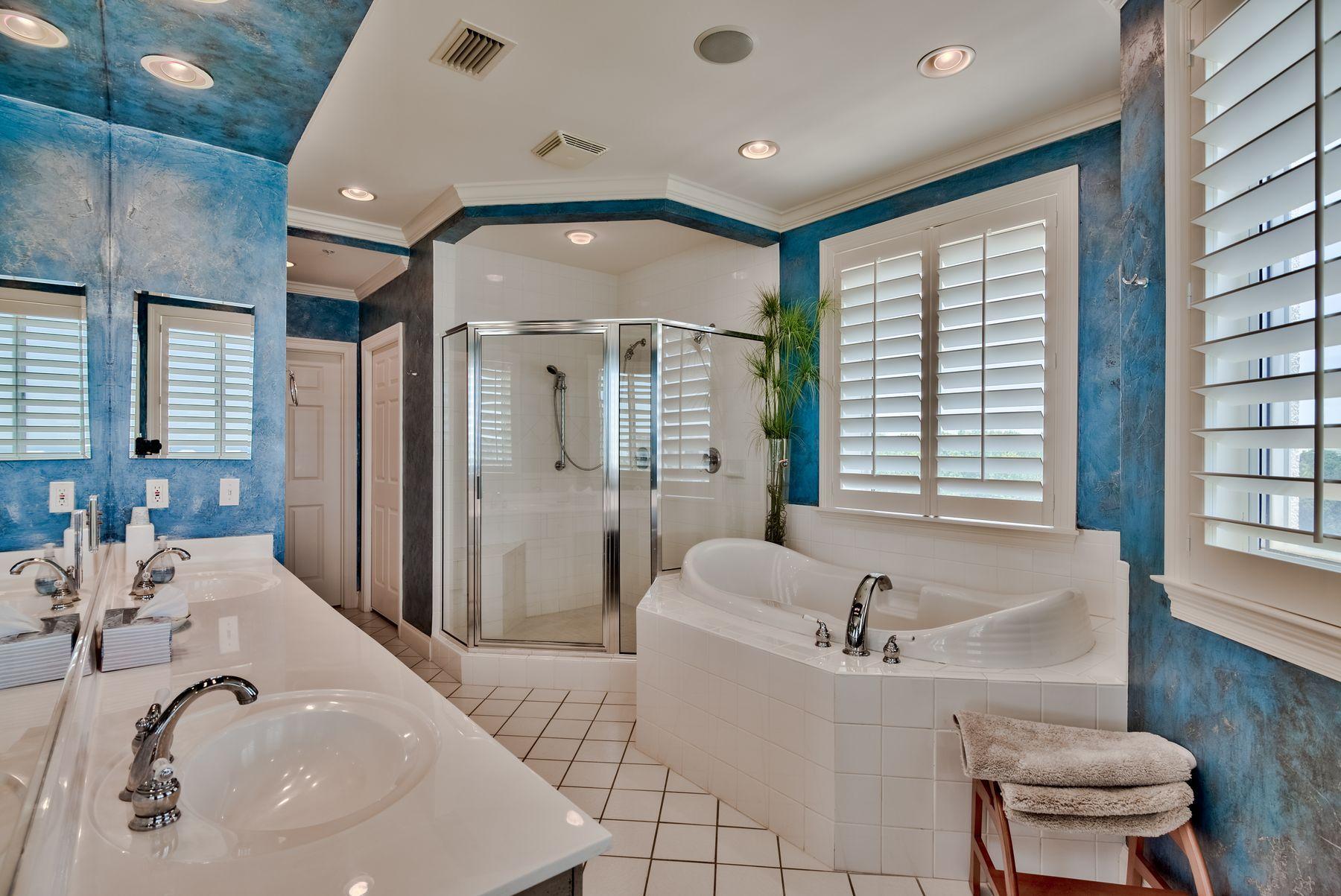 GRAND HARBOR - Residential