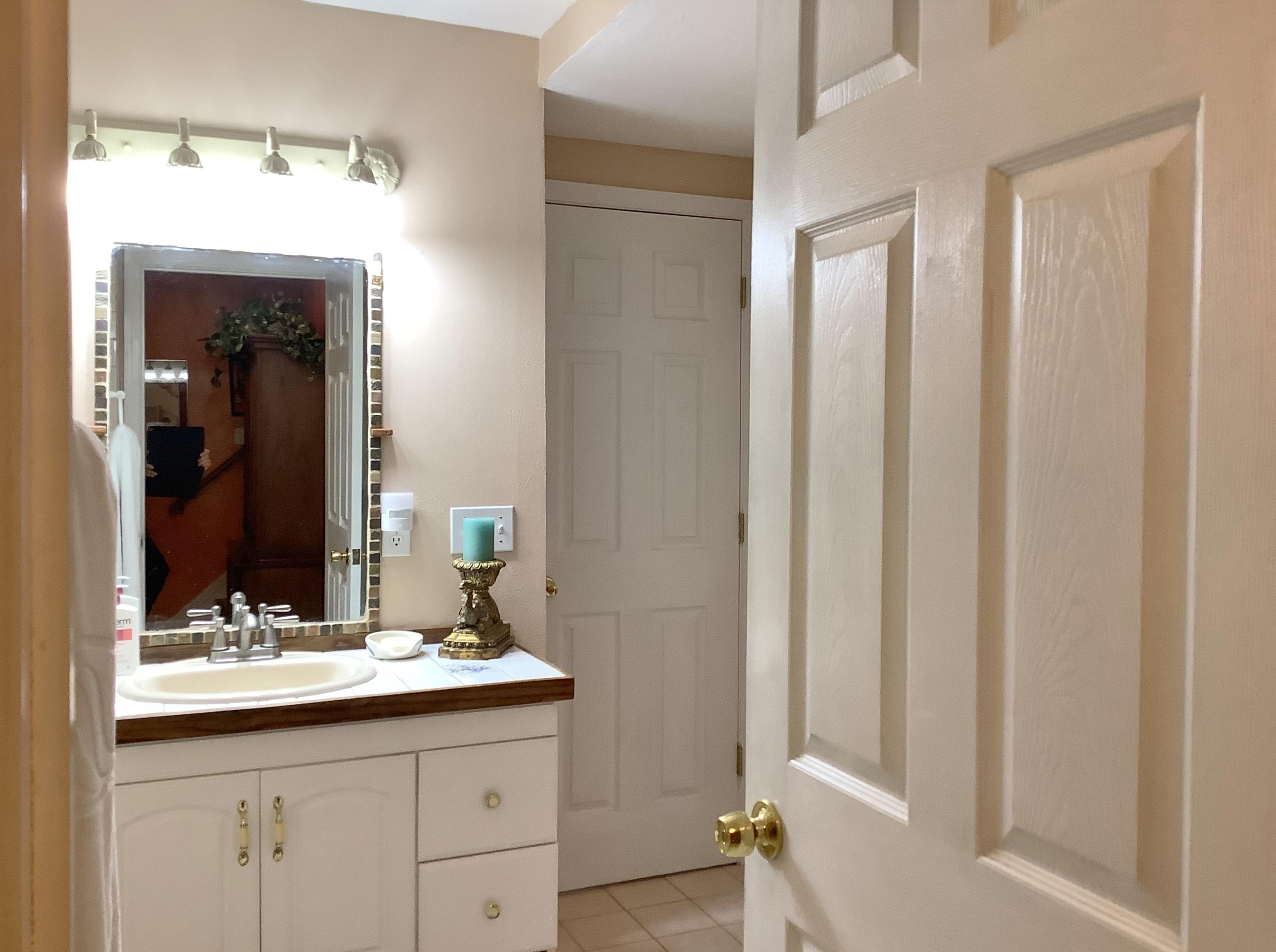 BAY PINES - Residential