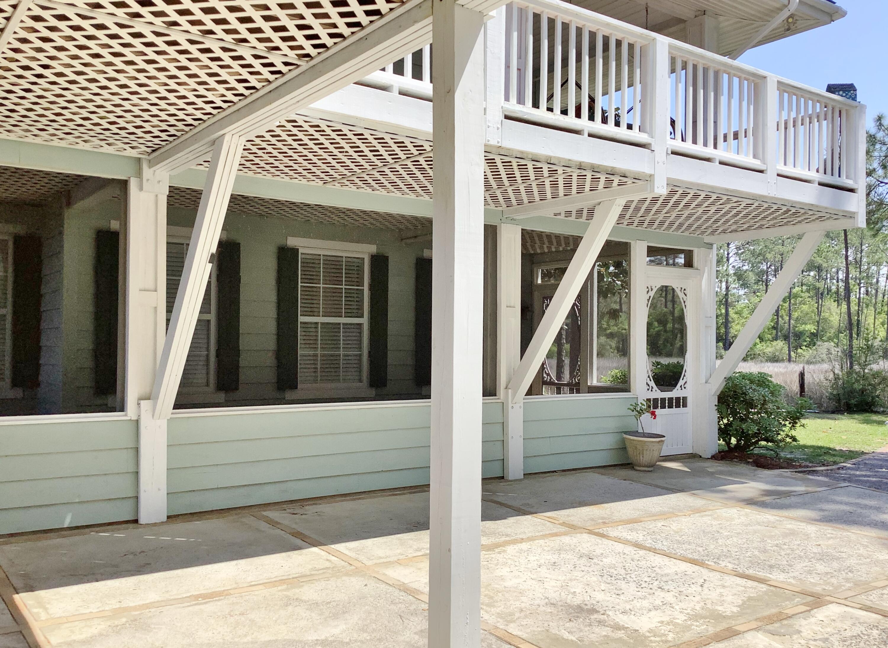 BAY PINES - Residential