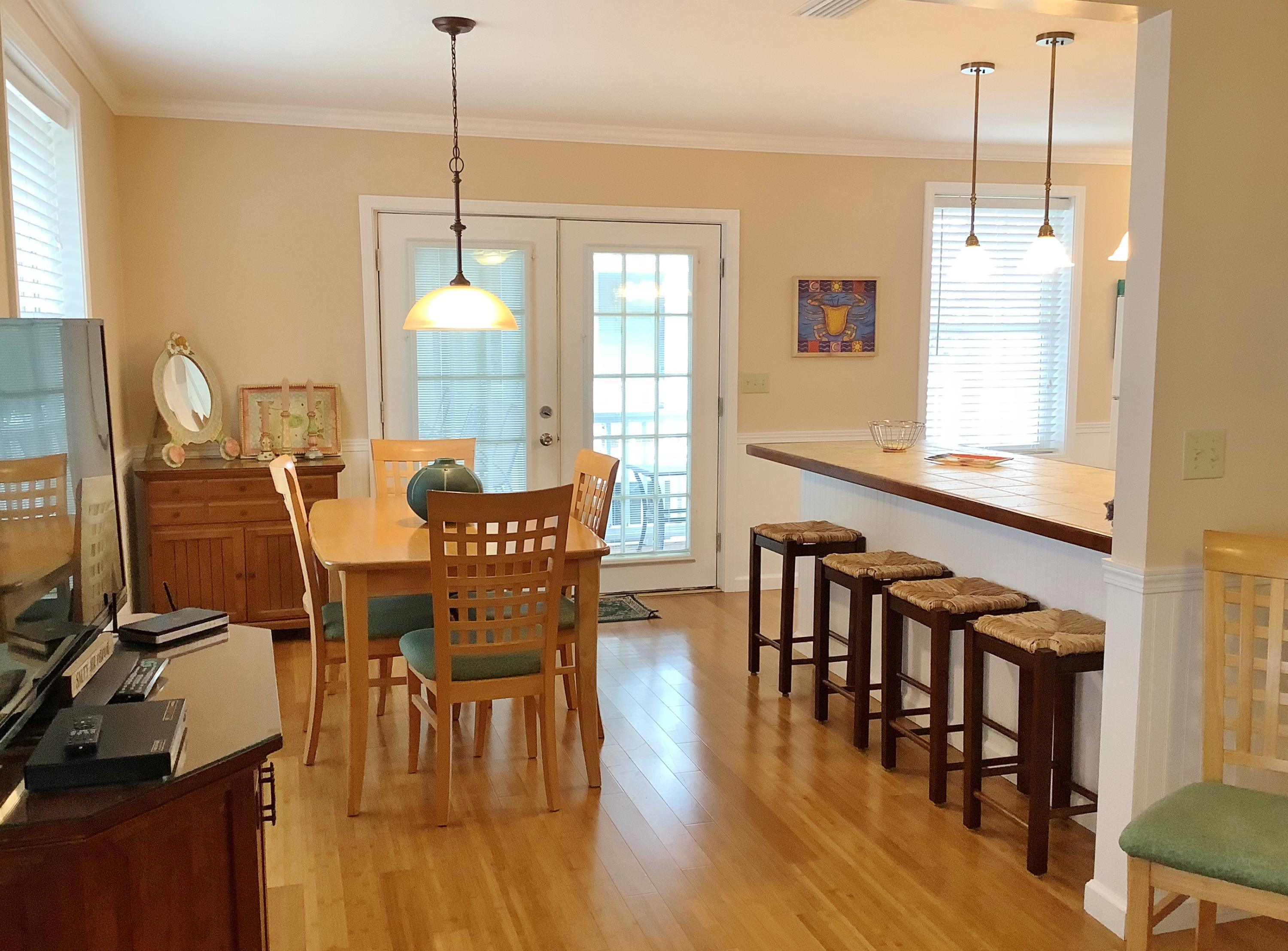 BAY PINES - Residential