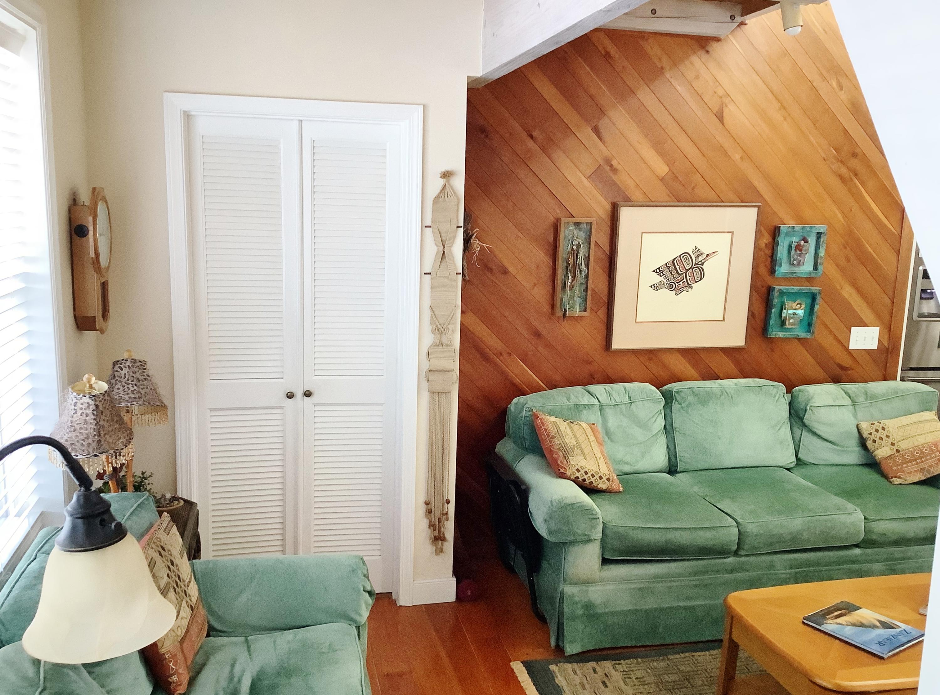 BAY PINES - Residential