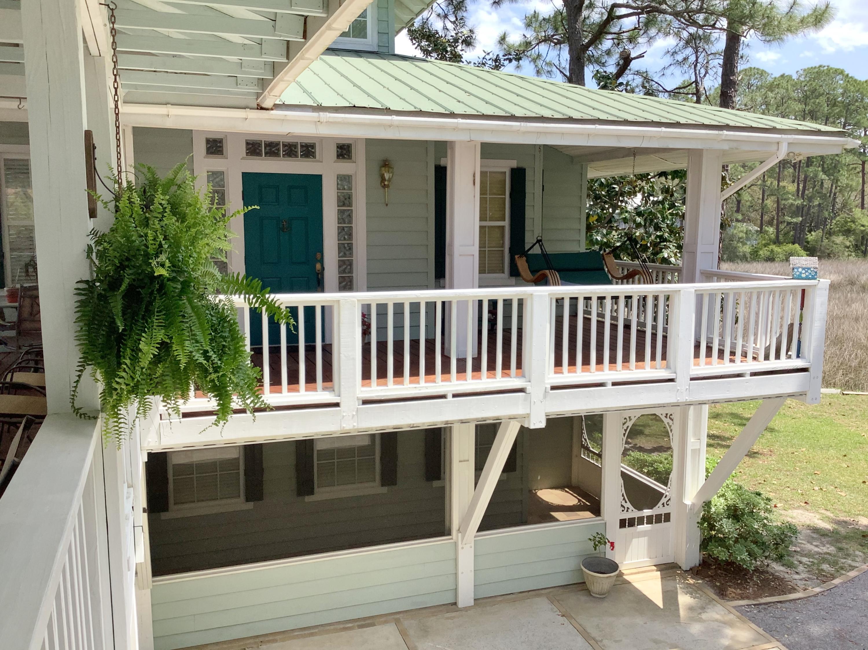 BAY PINES - Residential
