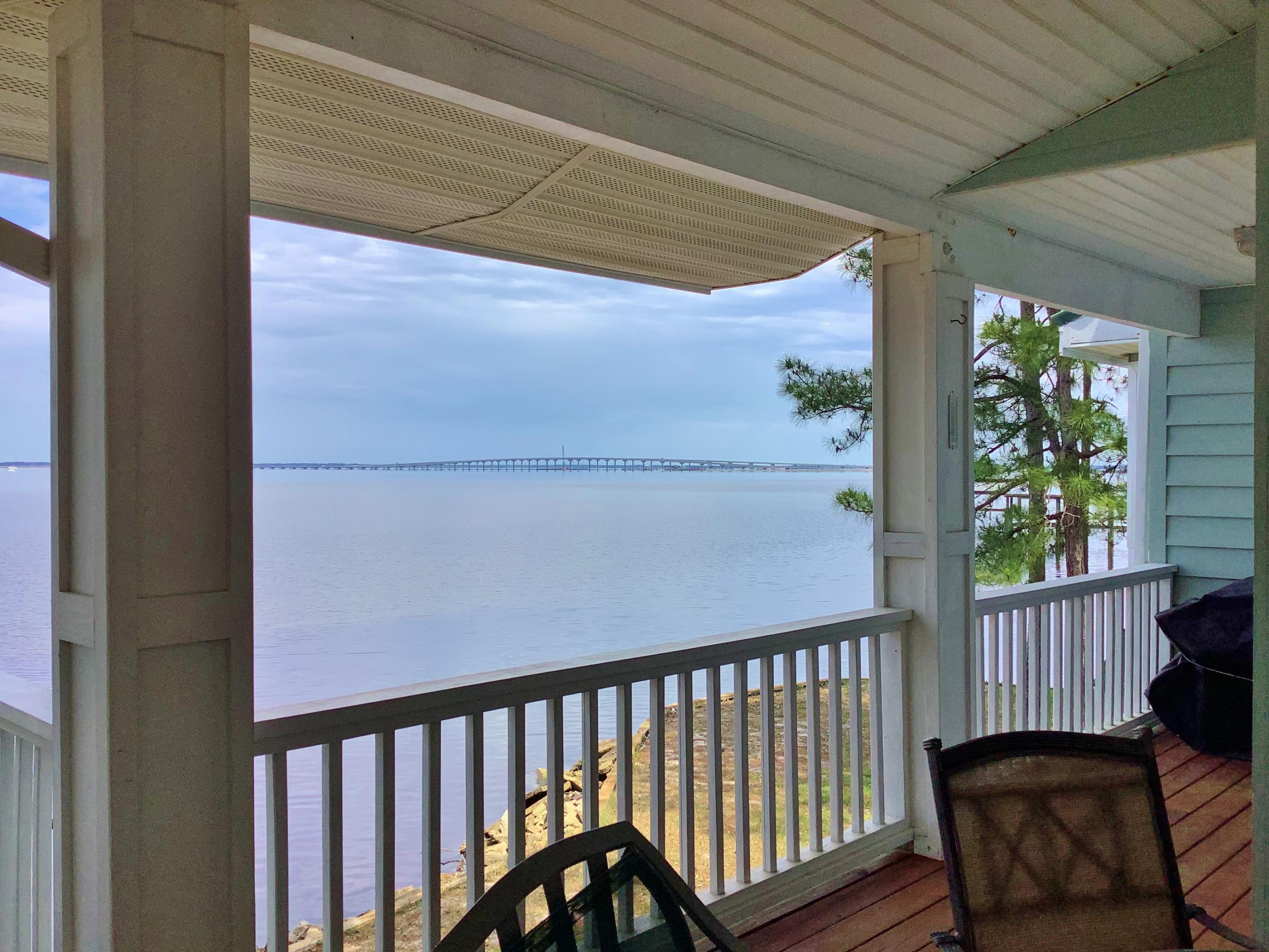 BAY PINES - Residential