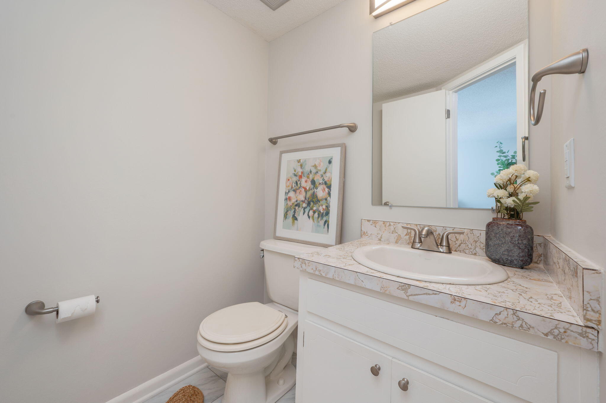 VALENCIA ARMS - Residential