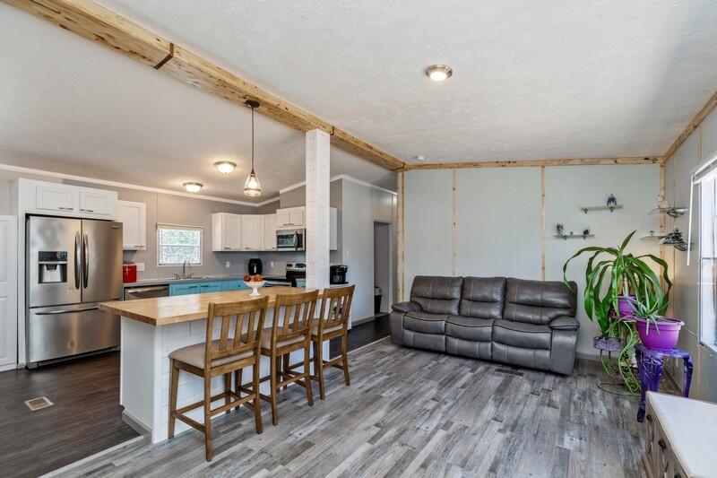 THE PINES - Residential