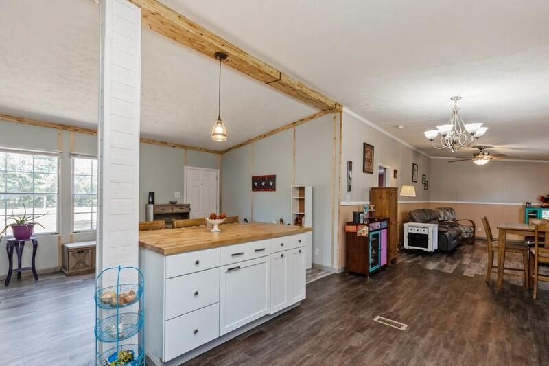 THE PINES - Residential