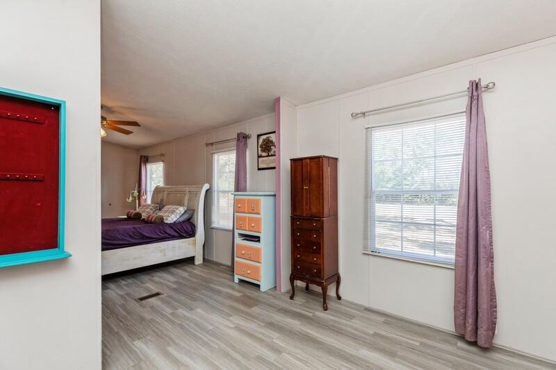 THE PINES - Residential