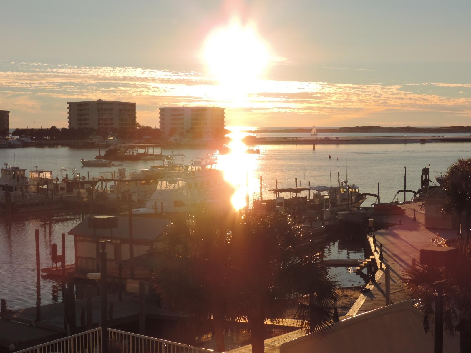 DESTIN YACHT CLUB - Residential