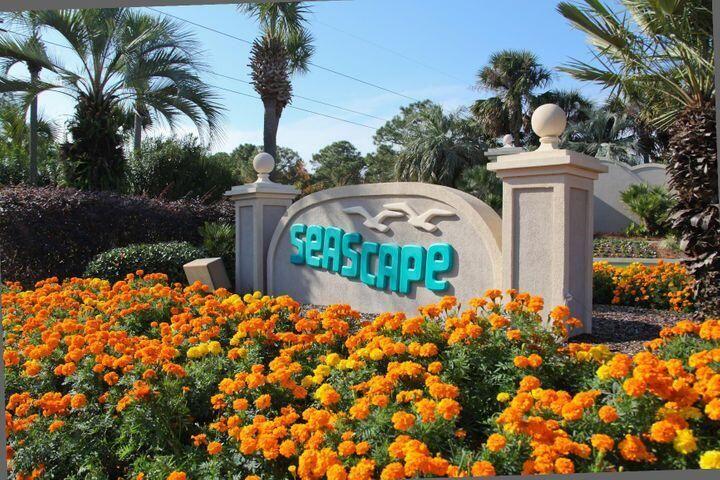 SEASCAPE CONDO GARDEN VILLA - Residential