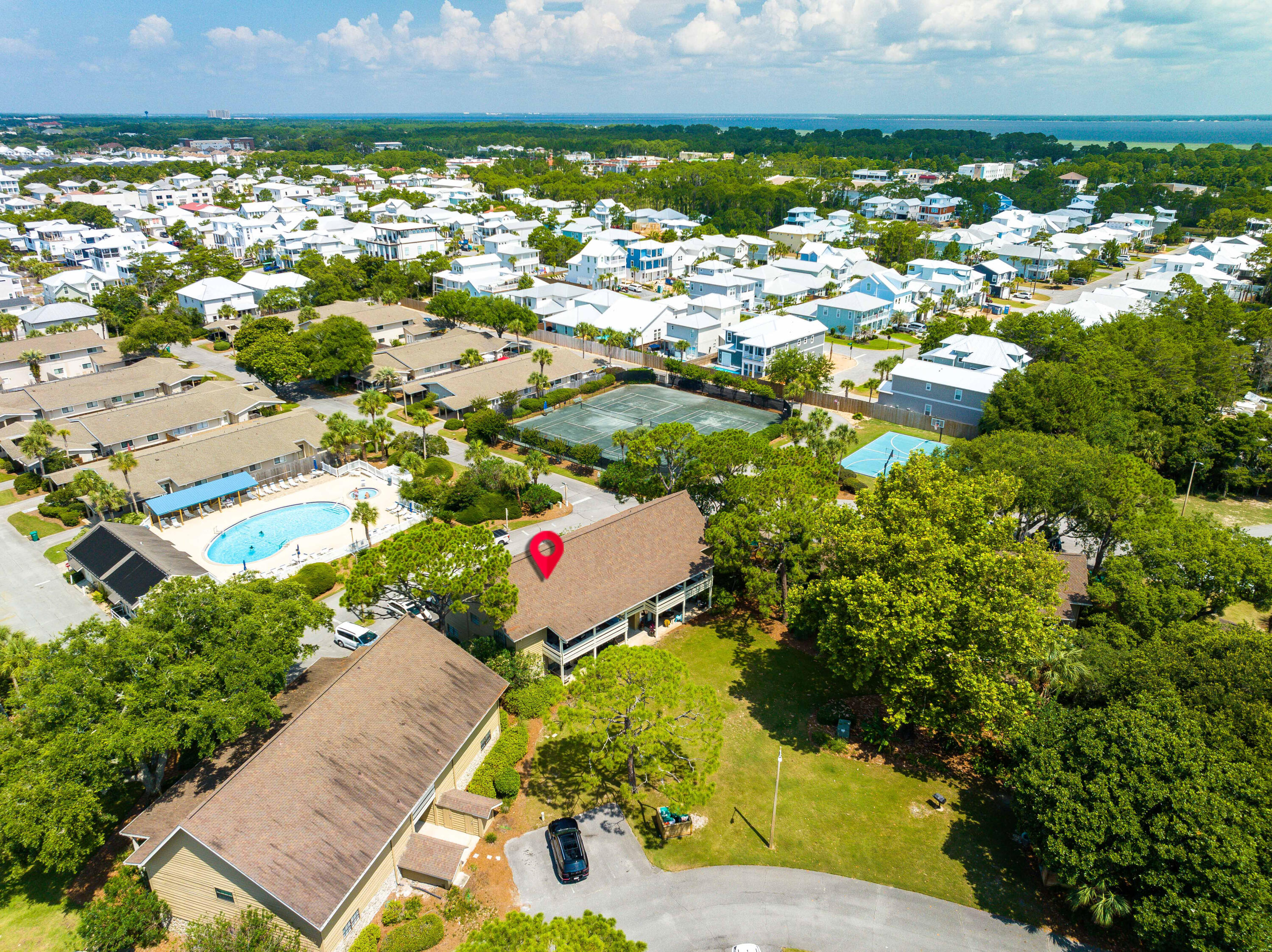 SEASCAPE CONDO GARDEN VILLA - Residential