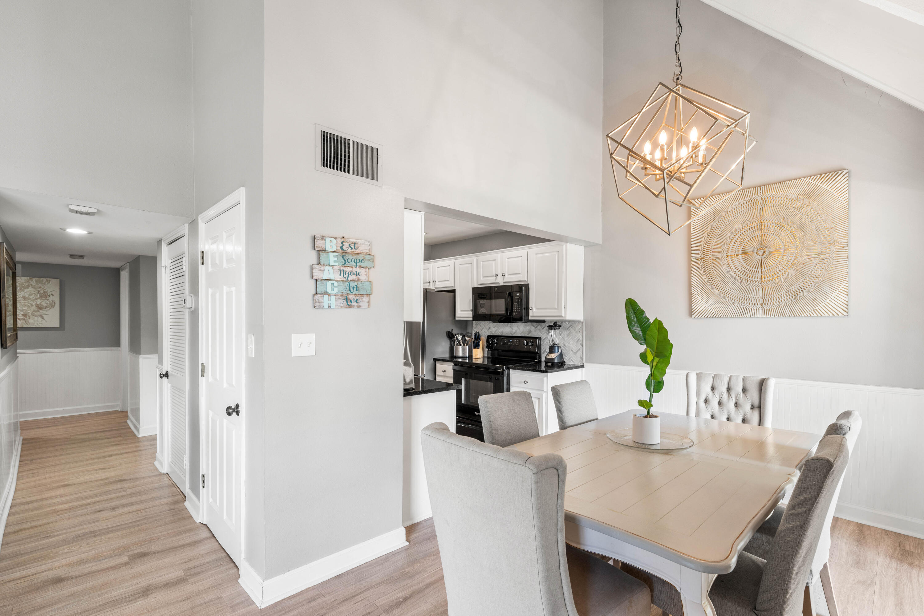 SEASCAPE CONDO GARDEN VILLA - Residential