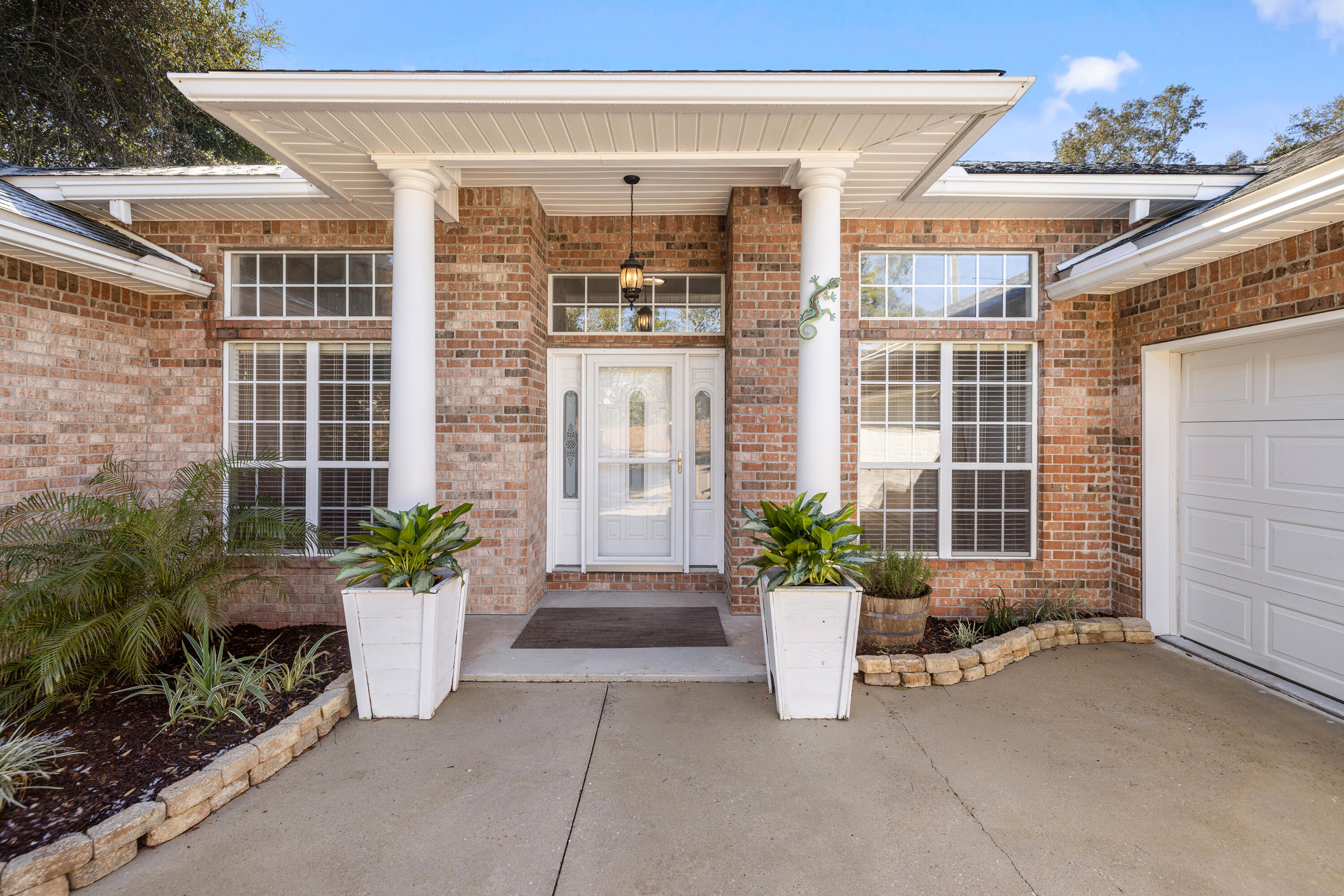 VALPARAISO (232200.00) - Residential