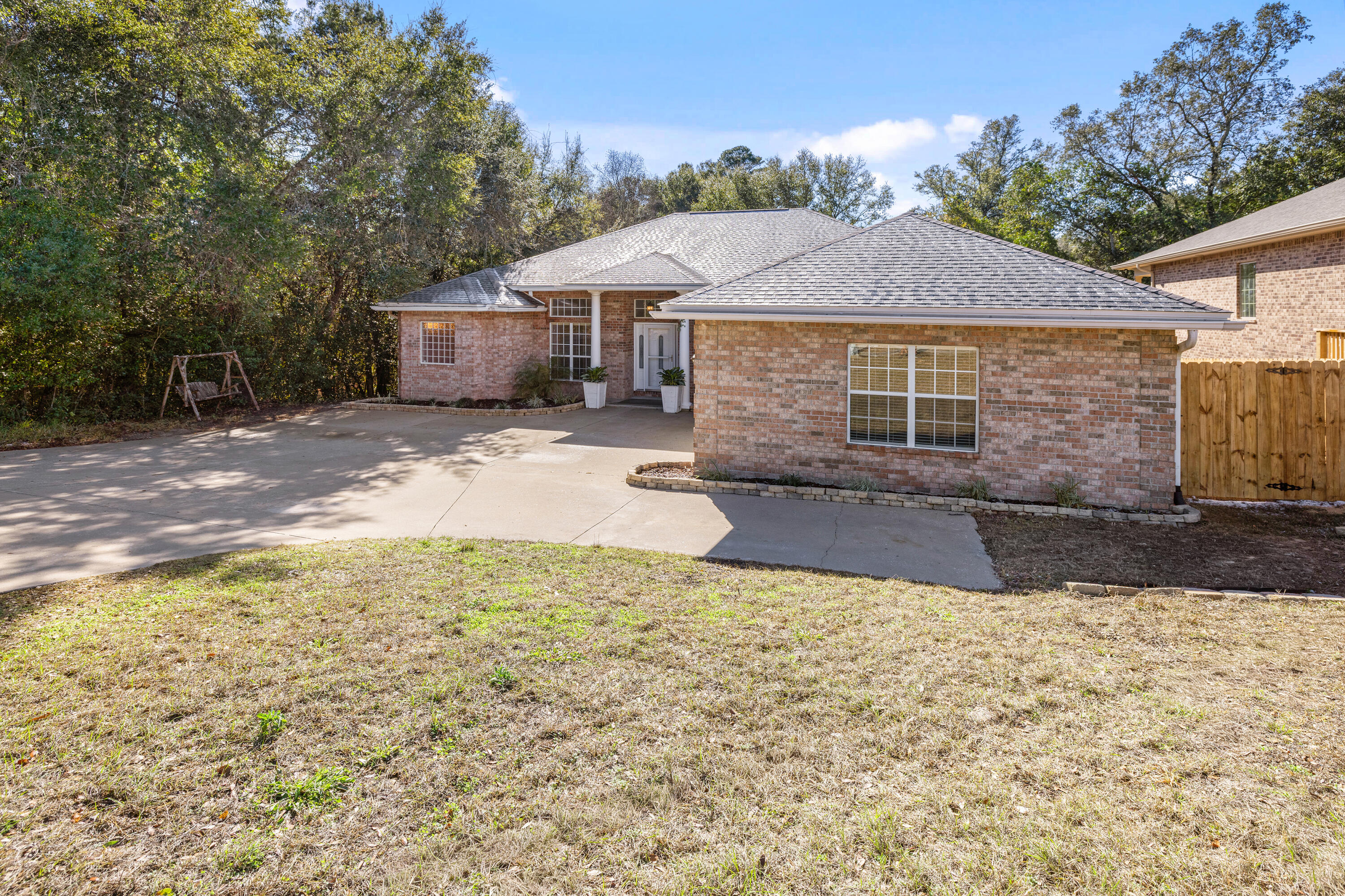 VALPARAISO (232200.00) - Residential