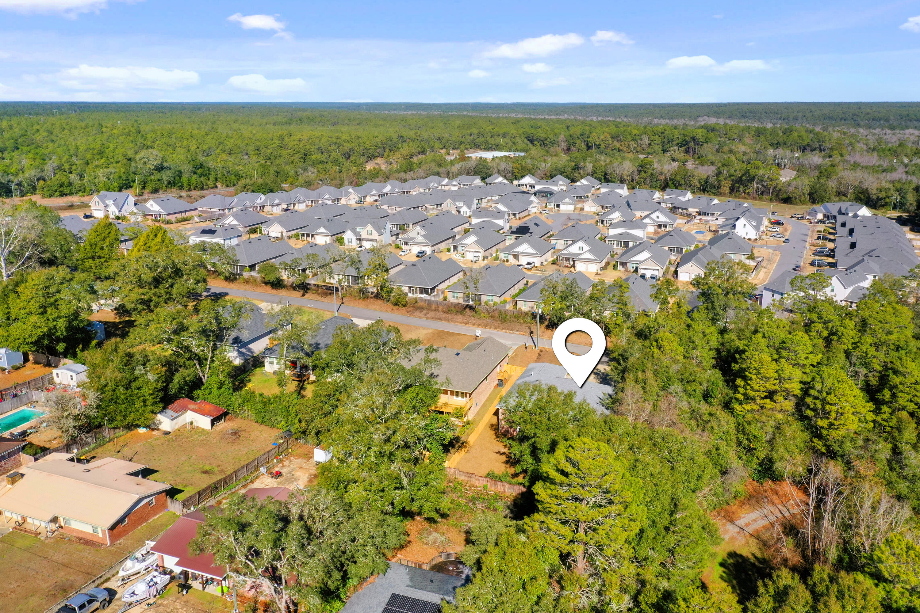 VALPARAISO (232200.00) - Residential