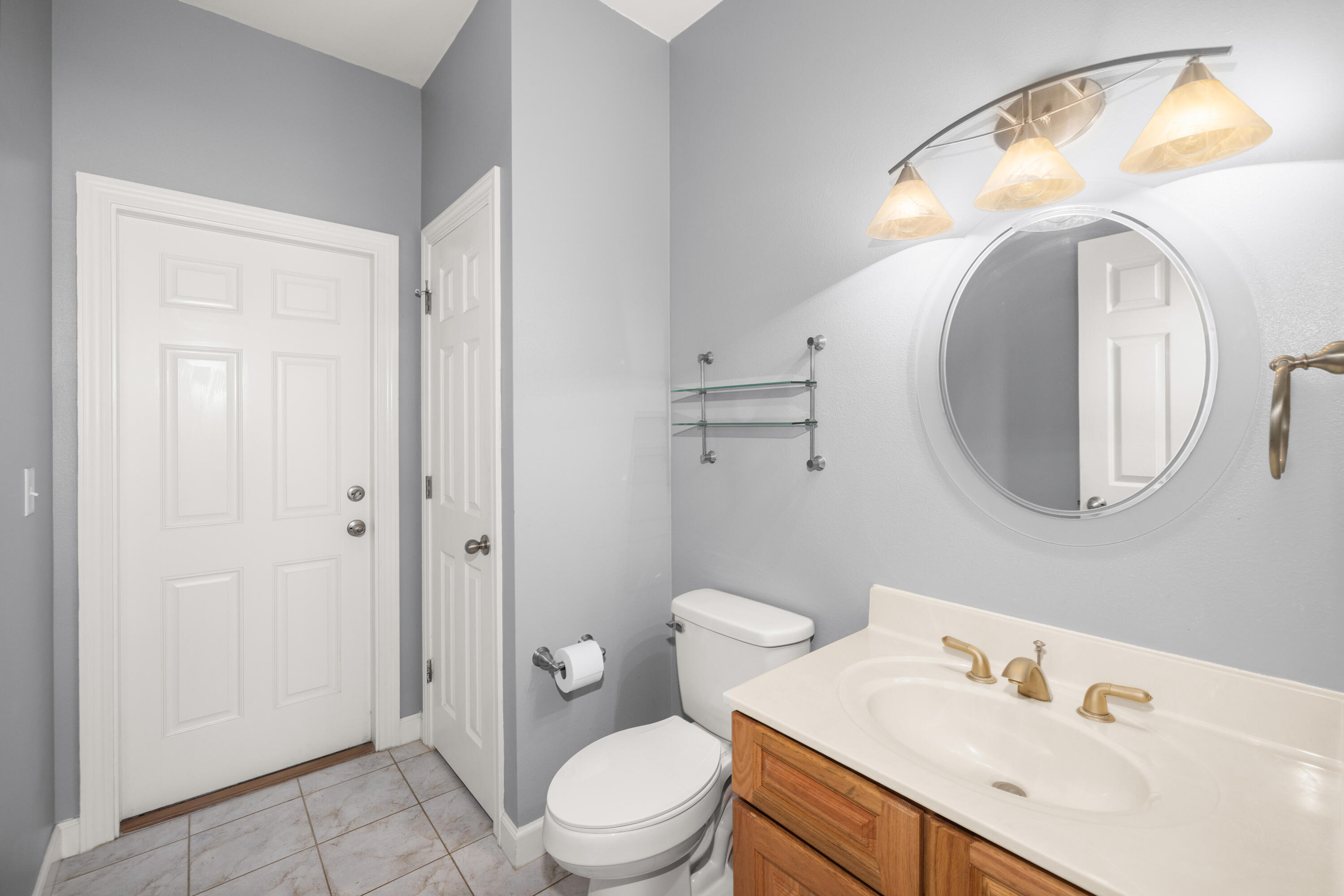 VALPARAISO (232200.00) - Residential