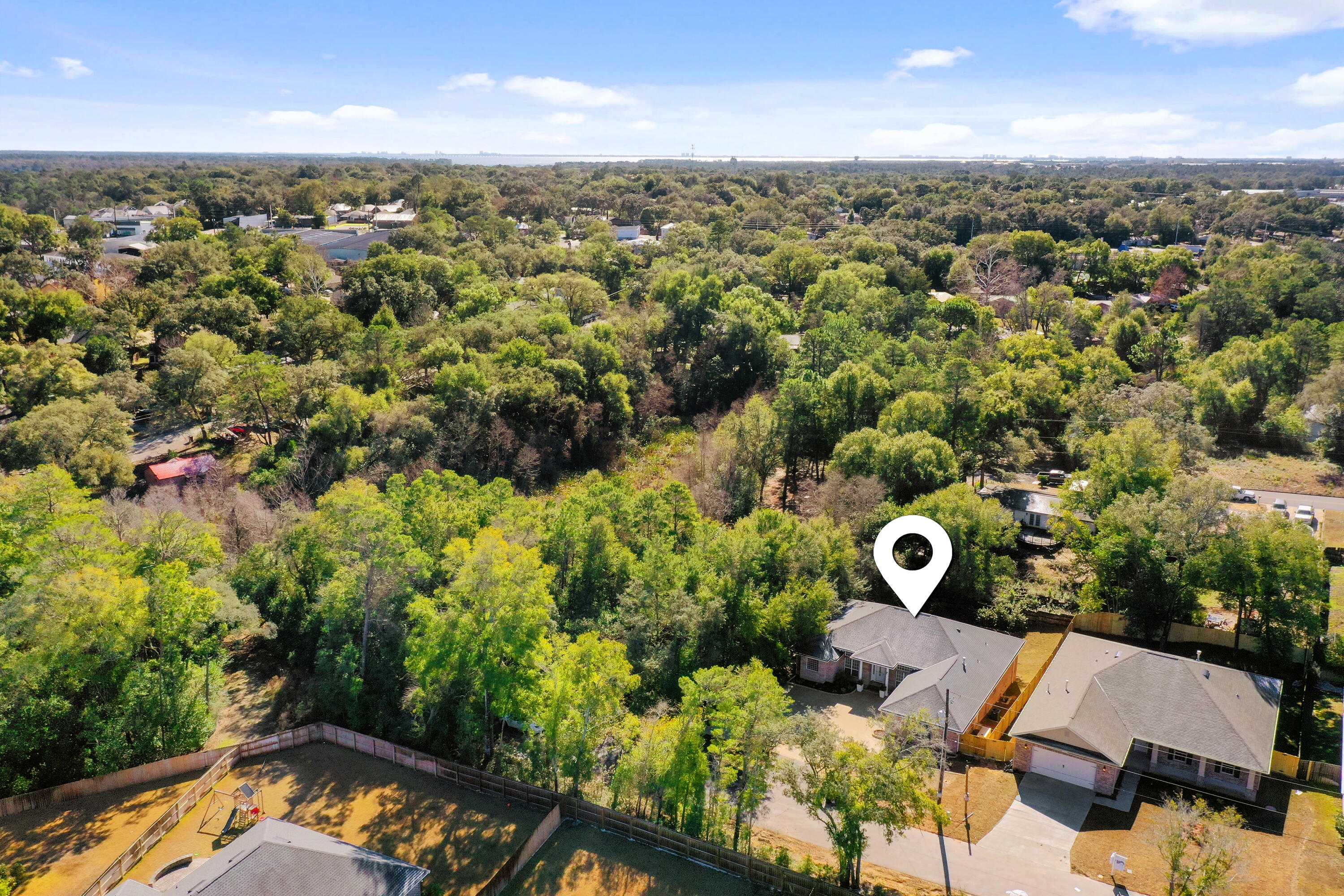 VALPARAISO (232200.00) - Residential