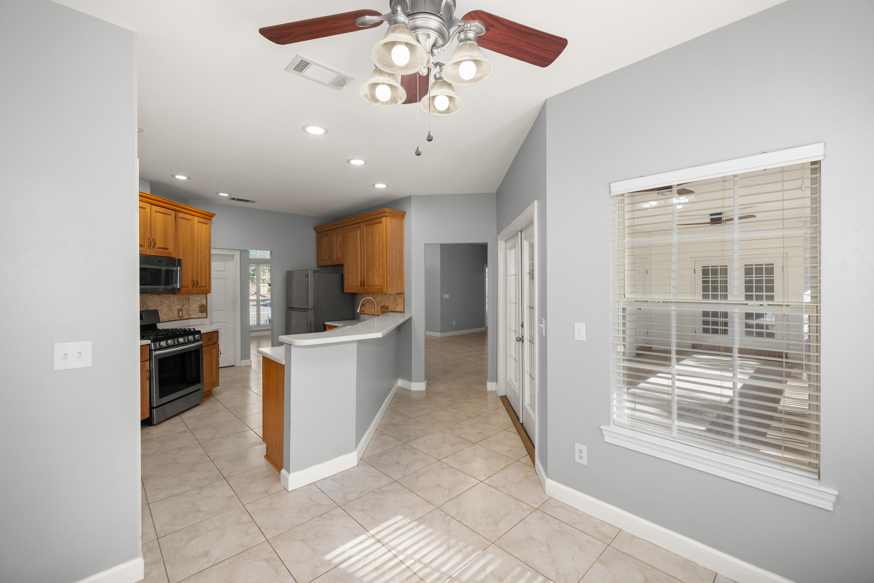 VALPARAISO (232200.00) - Residential