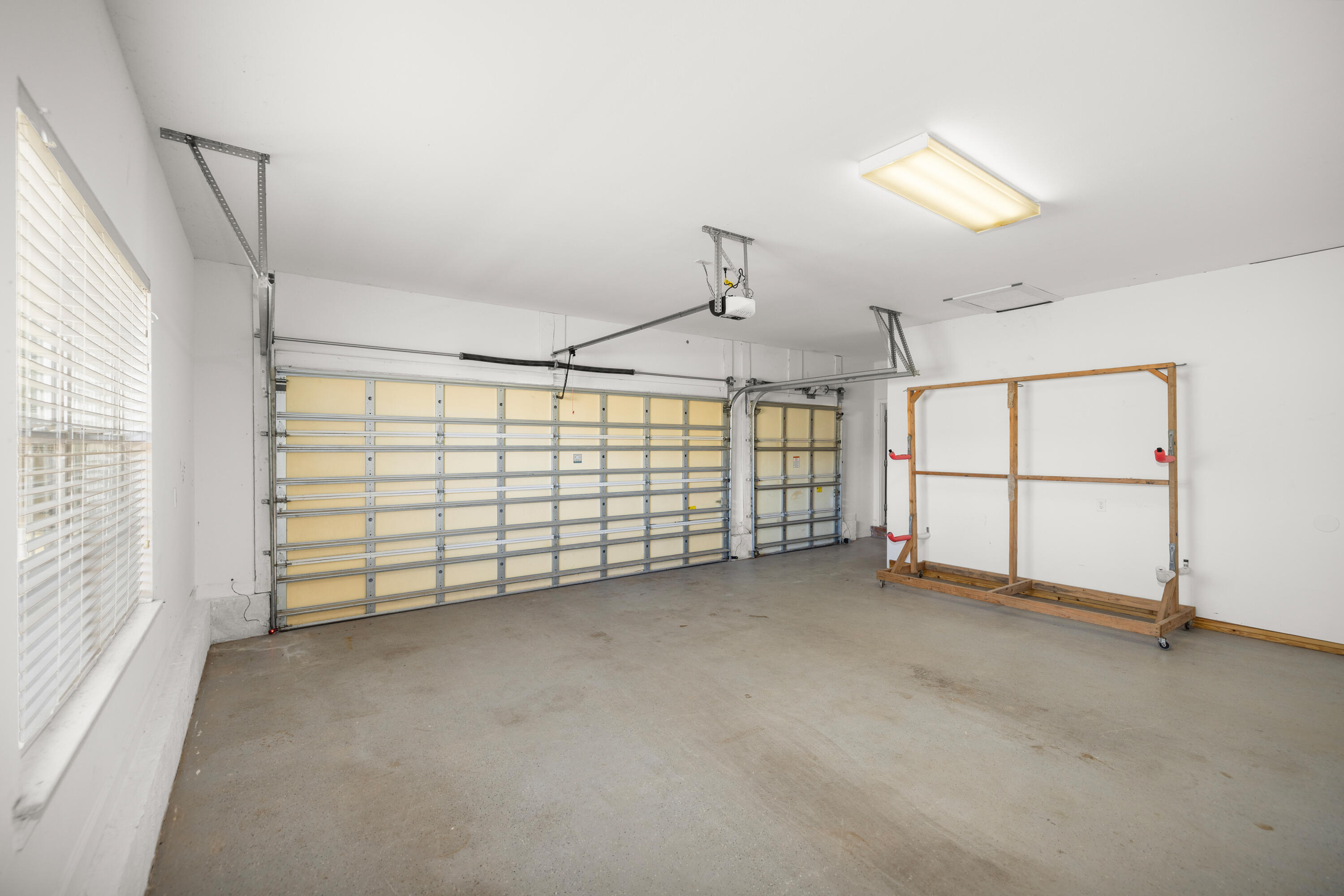 VALPARAISO (232200.00) - Residential