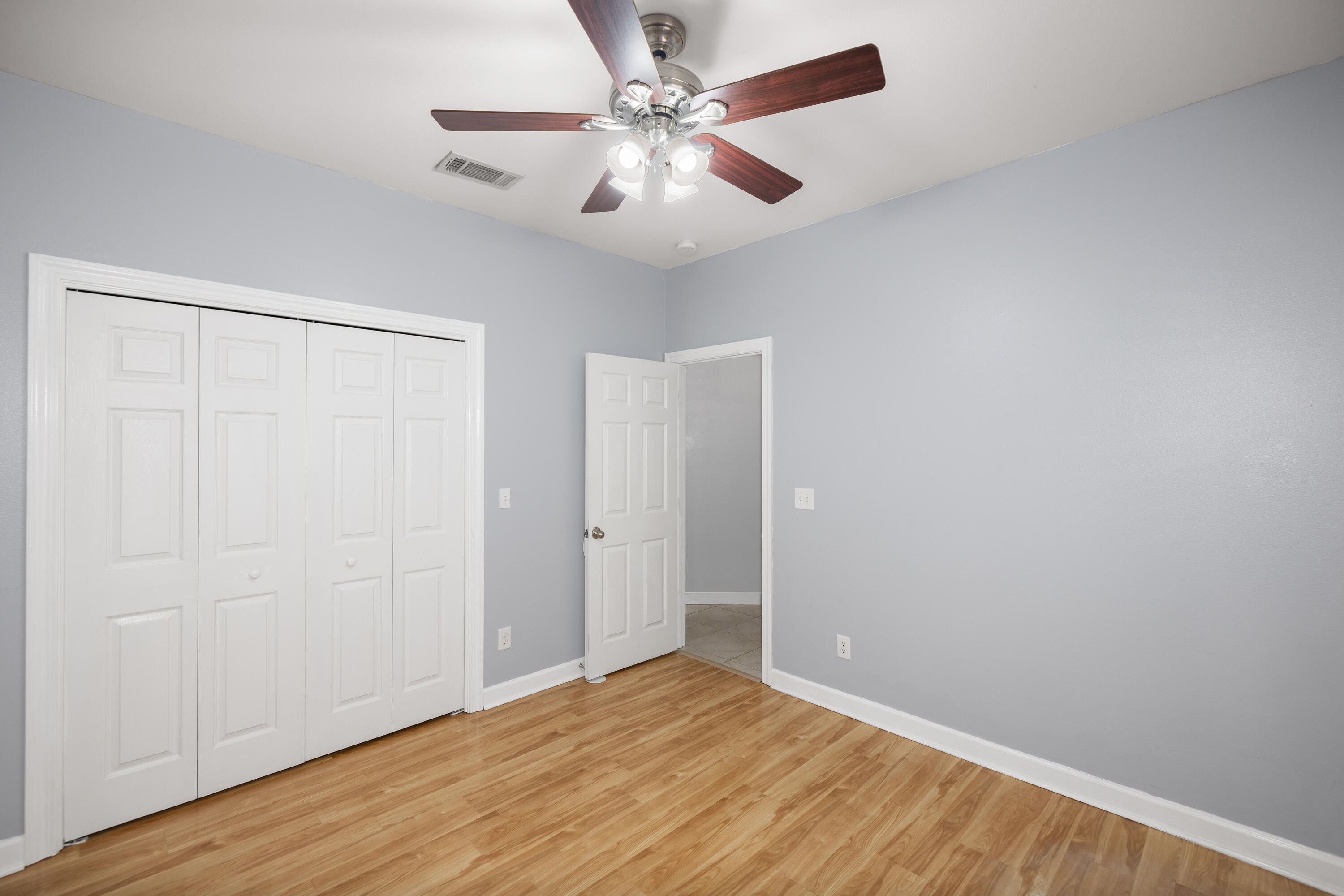 VALPARAISO (232200.00) - Residential