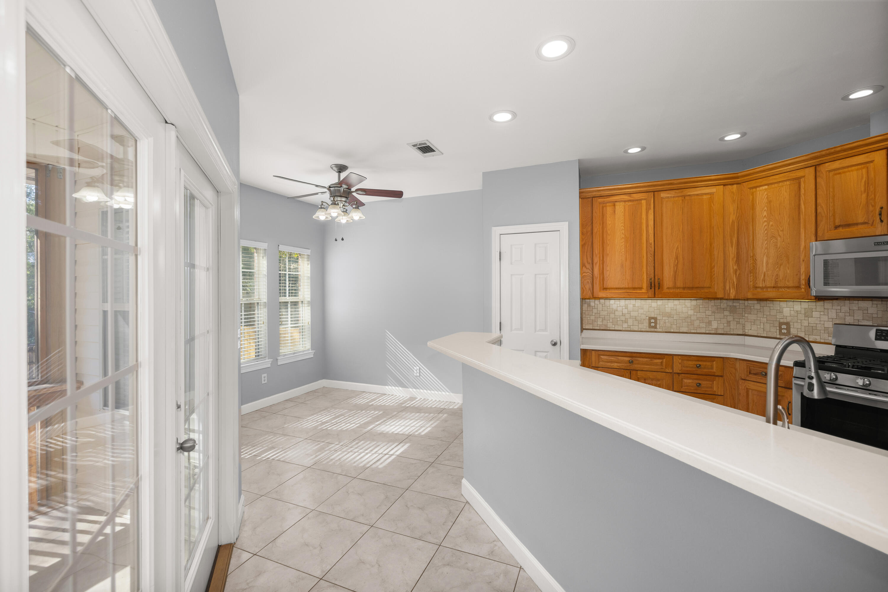 VALPARAISO (232200.00) - Residential