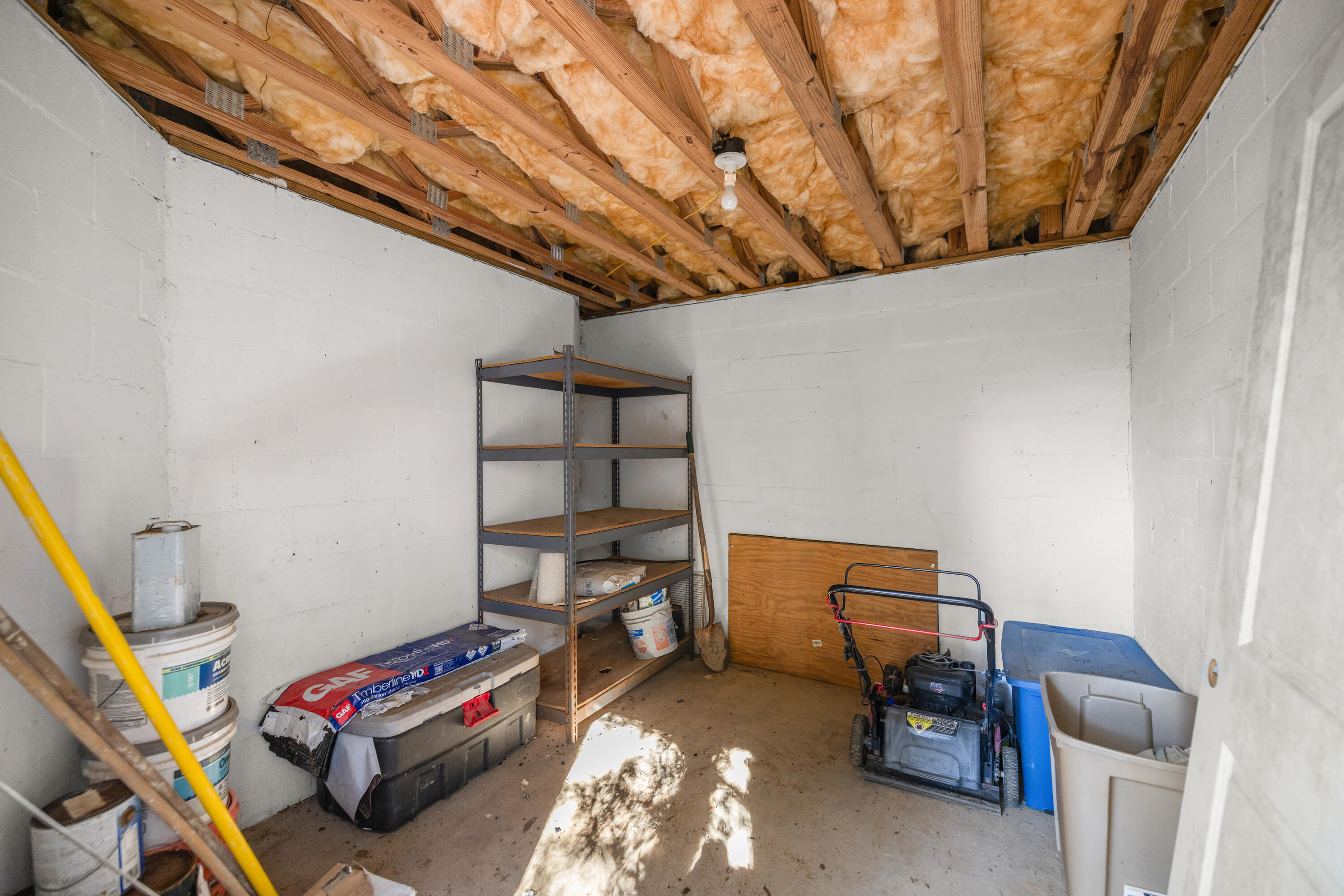 VALPARAISO (232200.00) - Residential