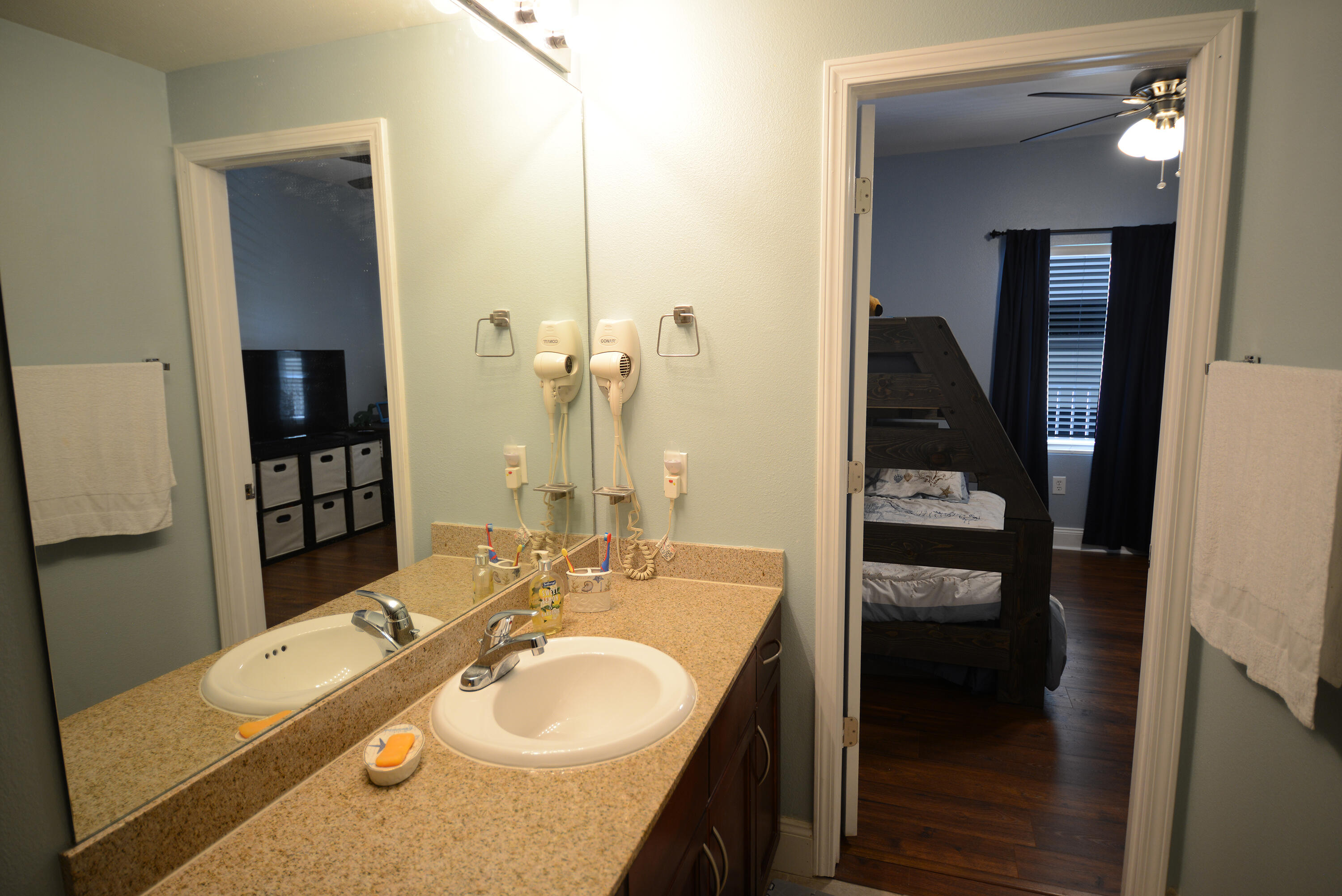 Laketown Wharf - Residential