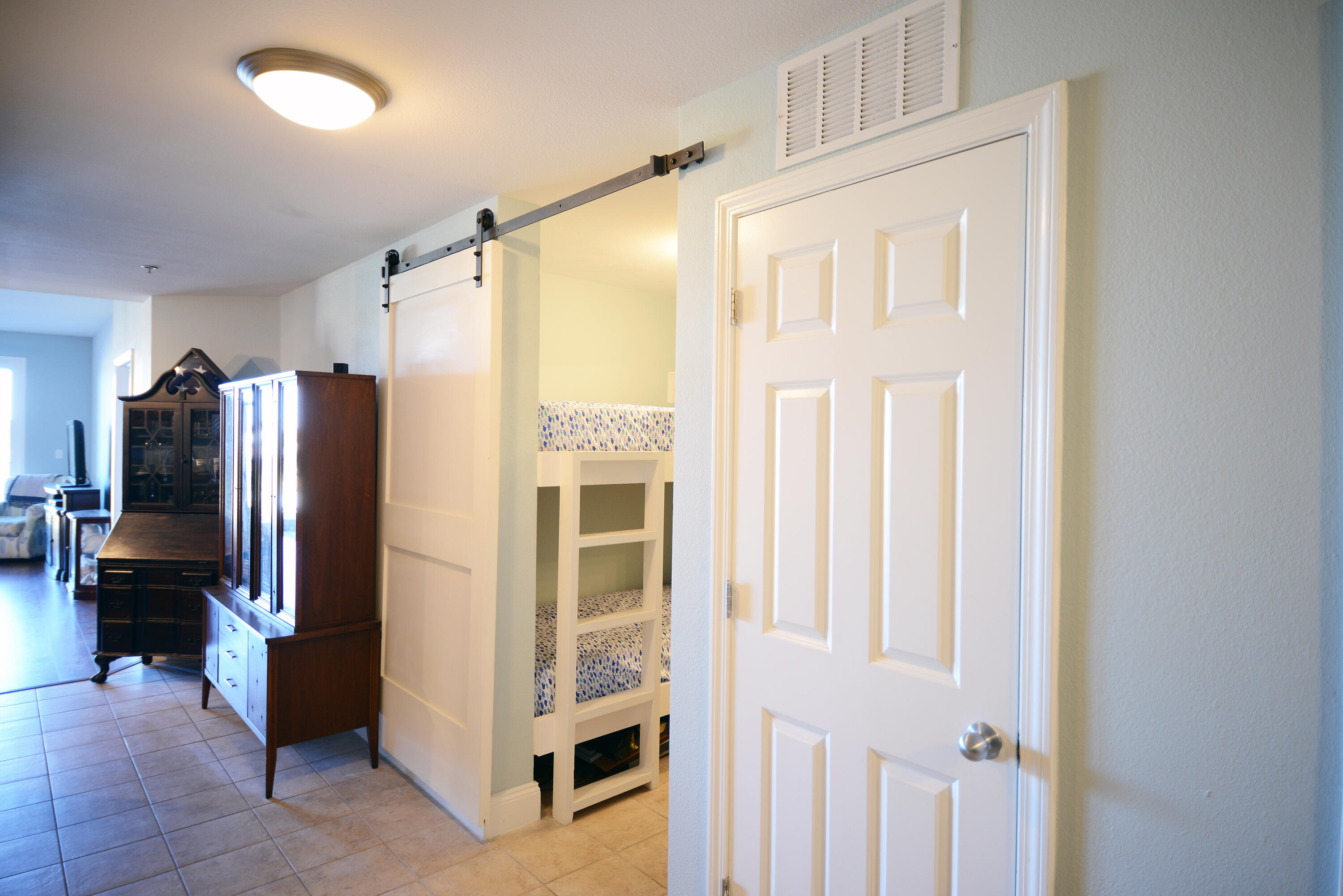 Laketown Wharf - Residential