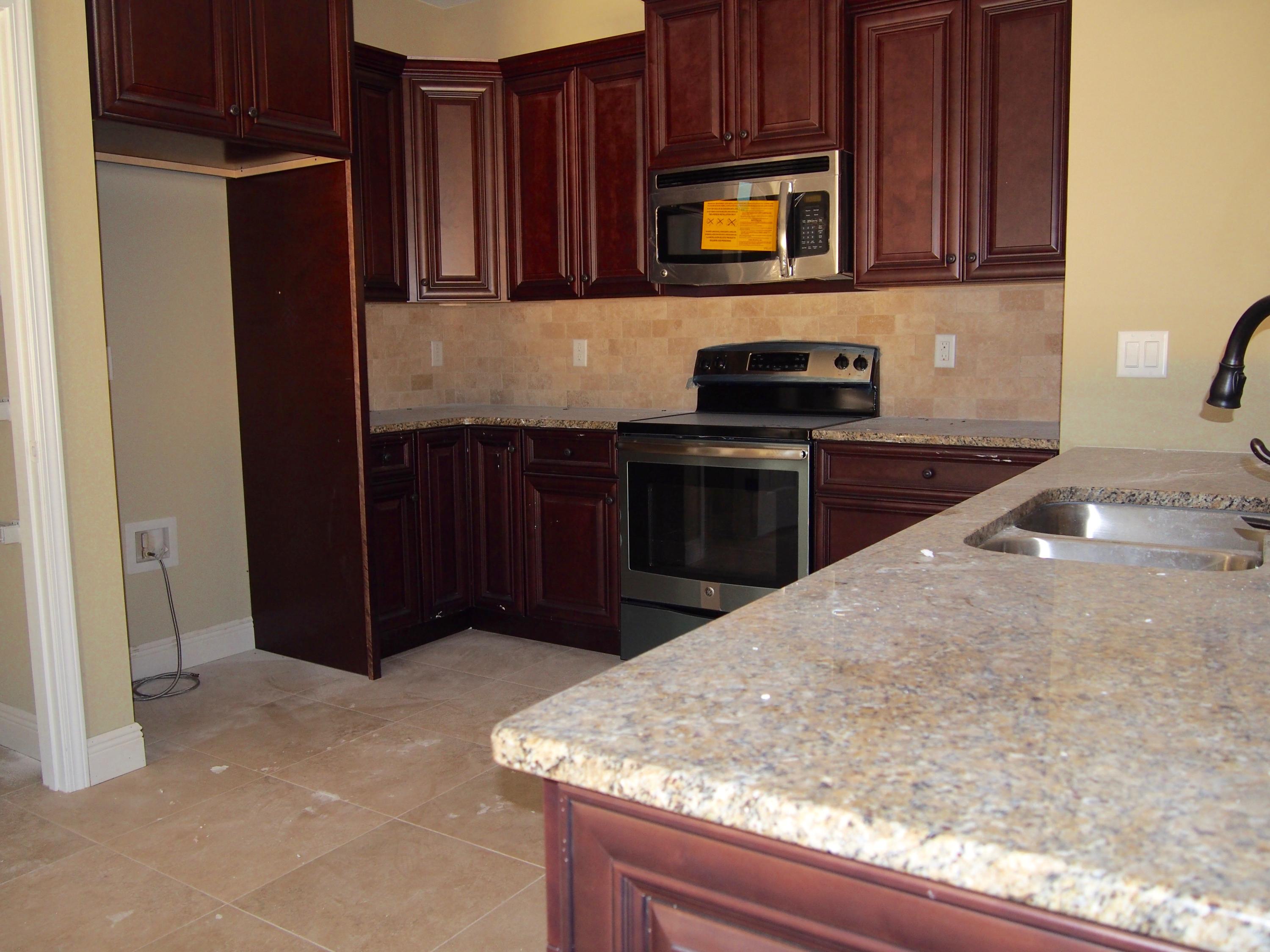 GARNIERS BEACH 3RD - Residential