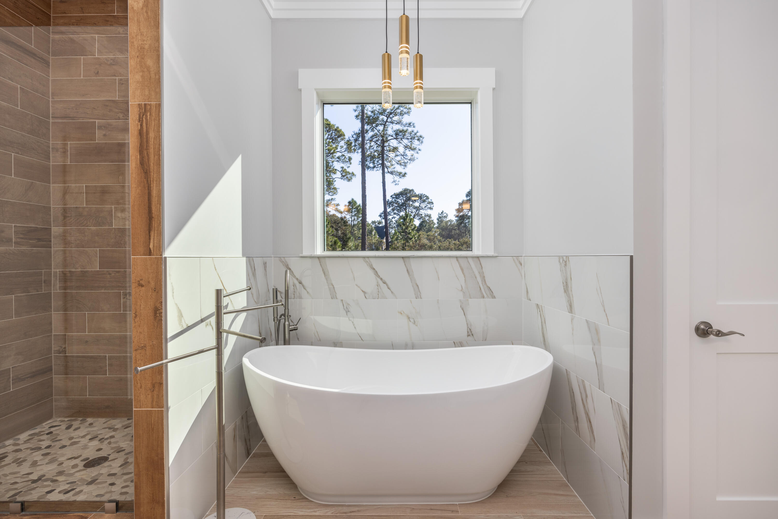 WOODLAND BAYOU ESTATES - Residential