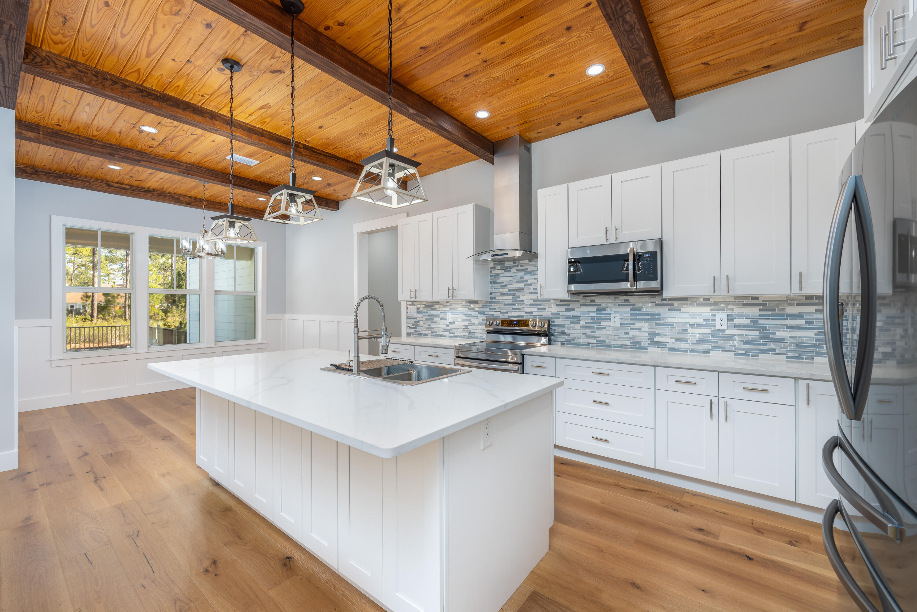 WOODLAND BAYOU ESTATES - Residential