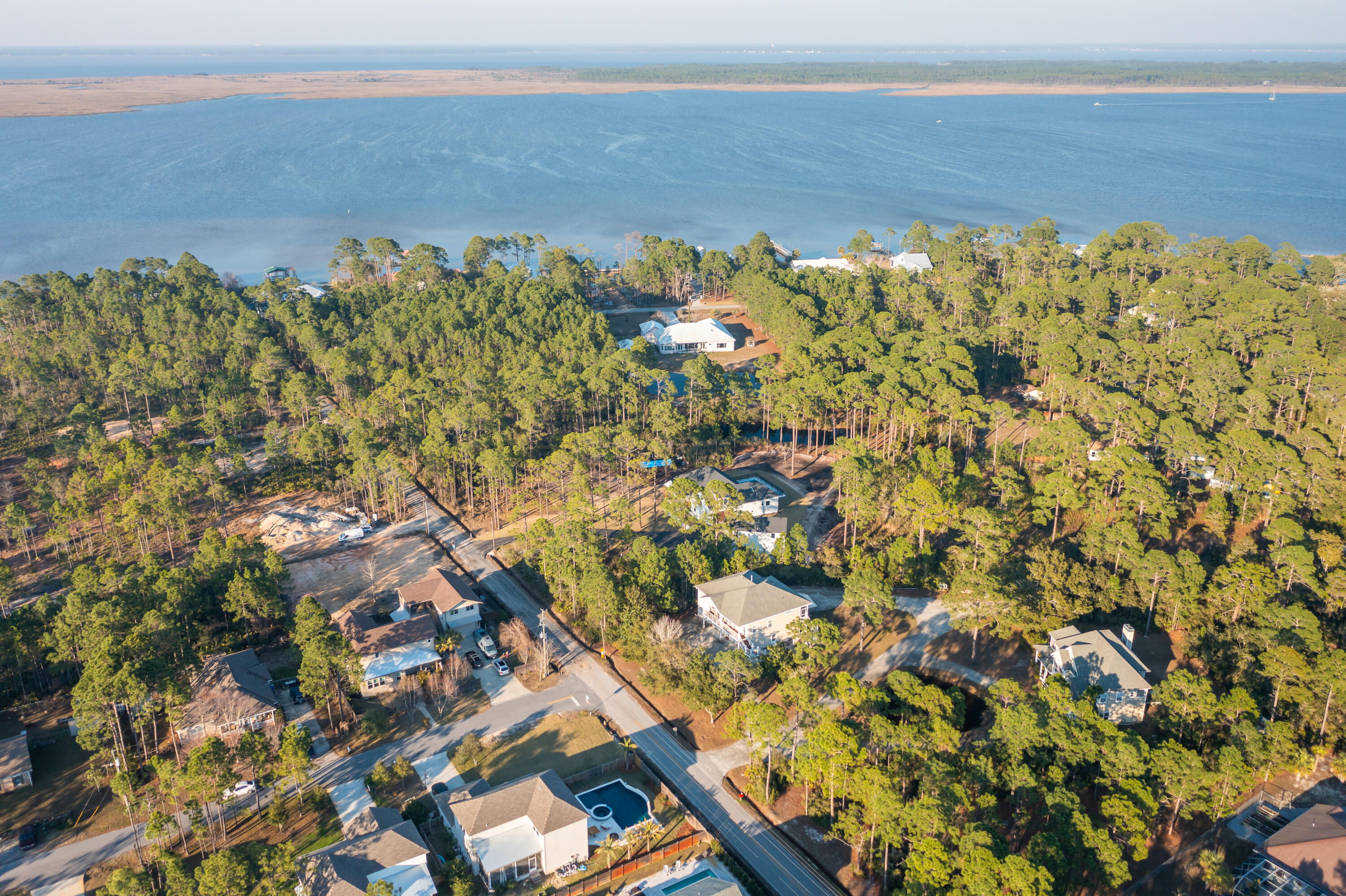 WOODLAND BAYOU ESTATES - Residential