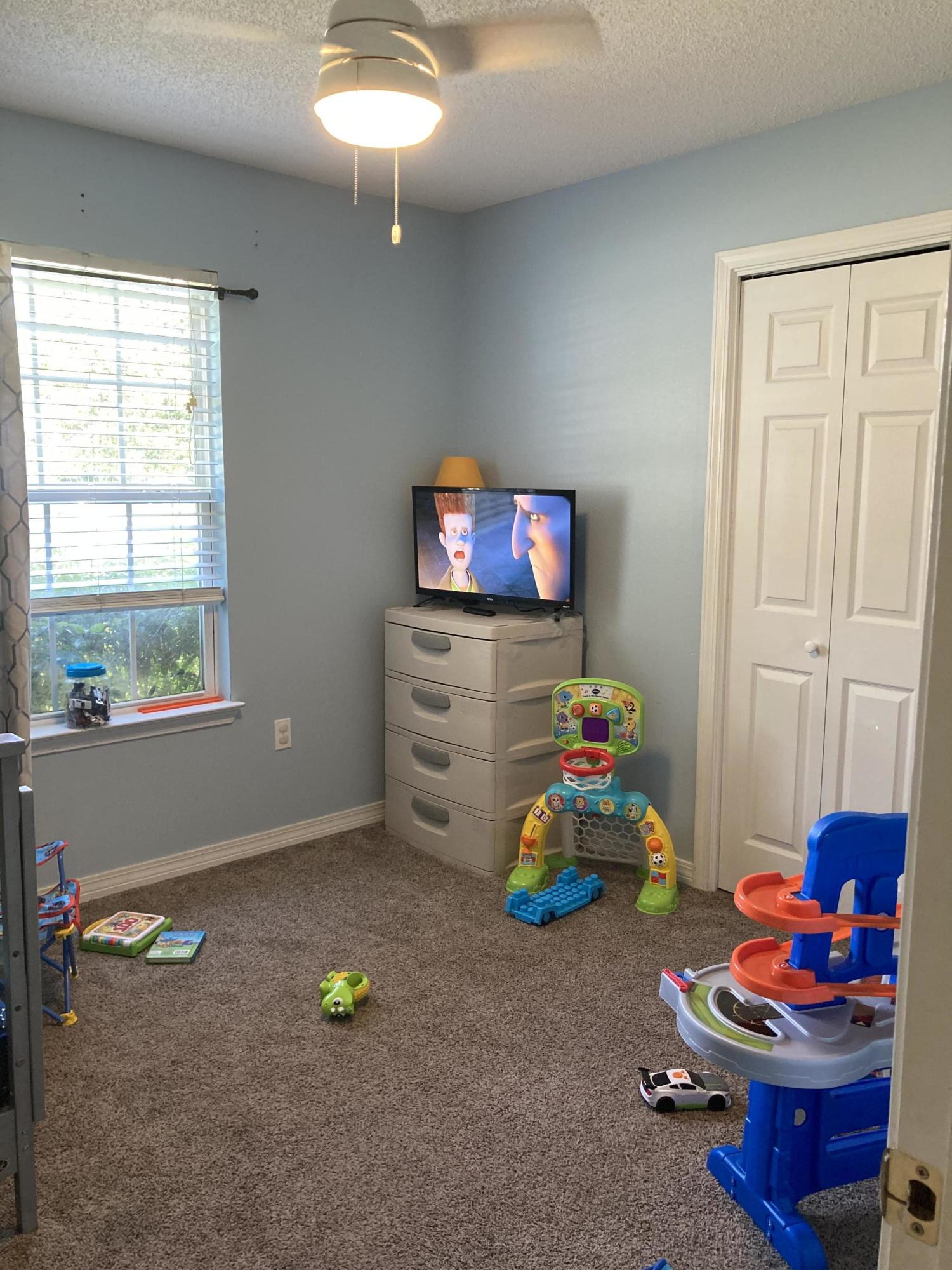 CRESTVIEW - Residential