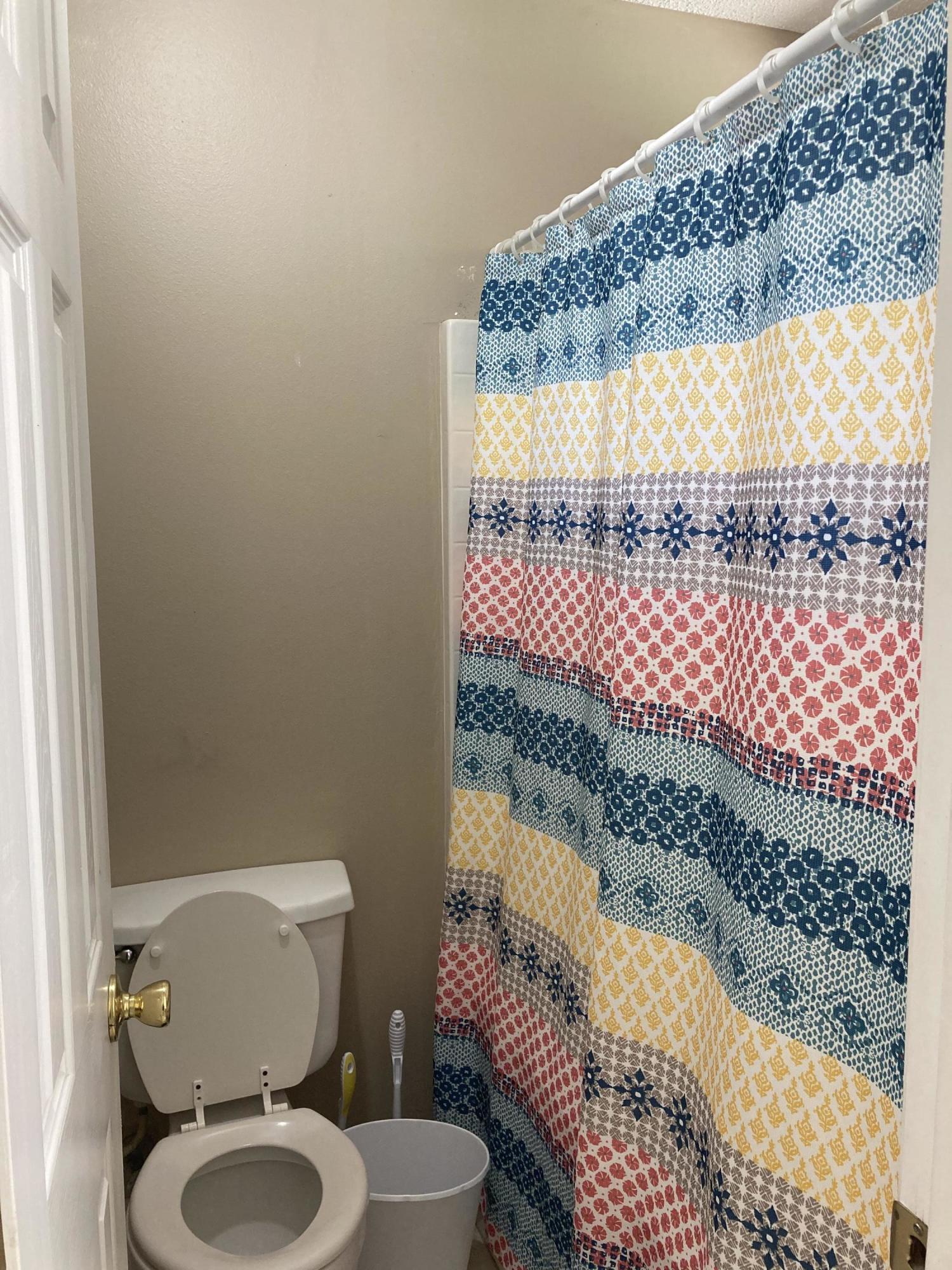 CRESTVIEW - Residential