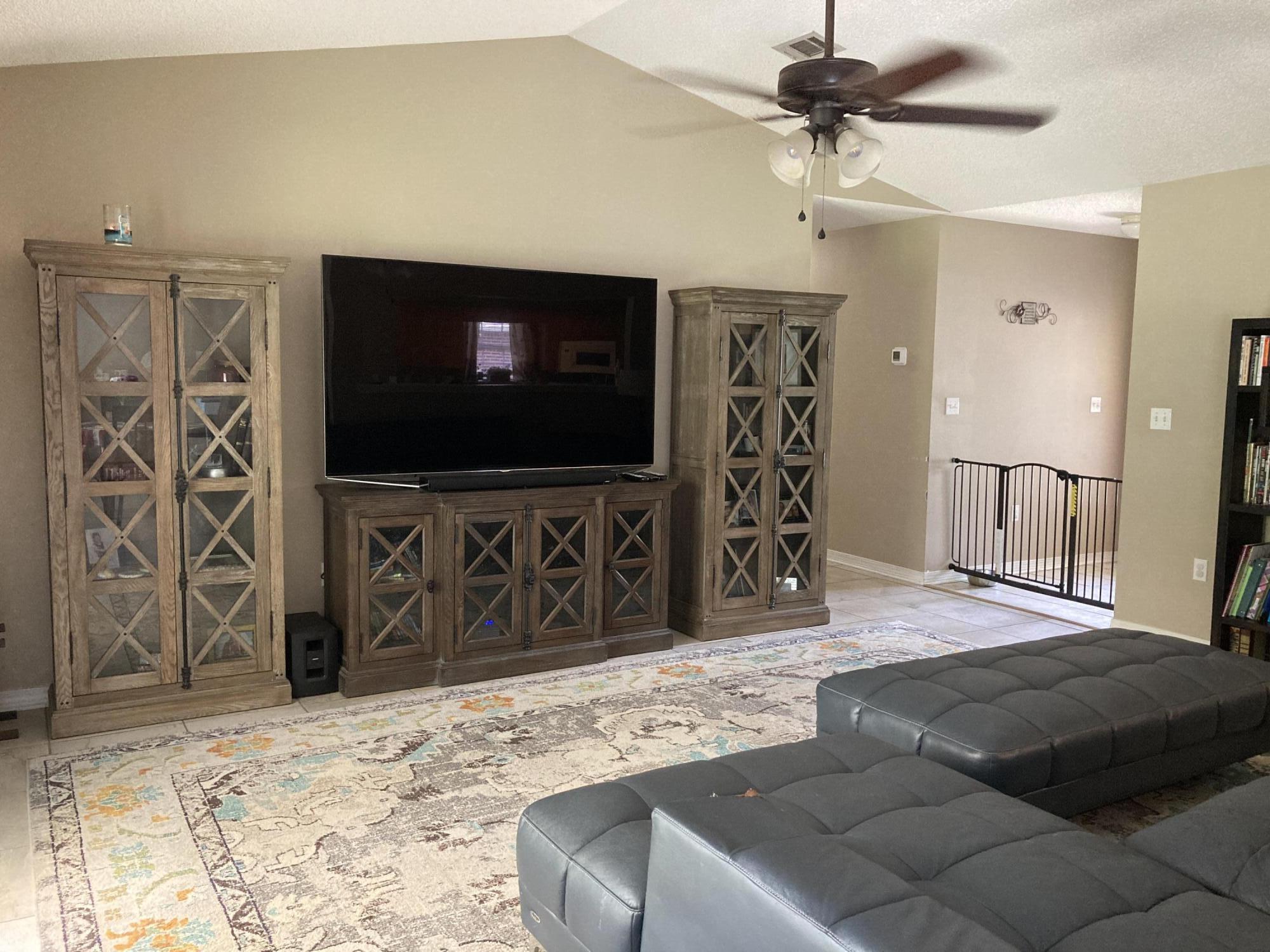 CRESTVIEW - Residential