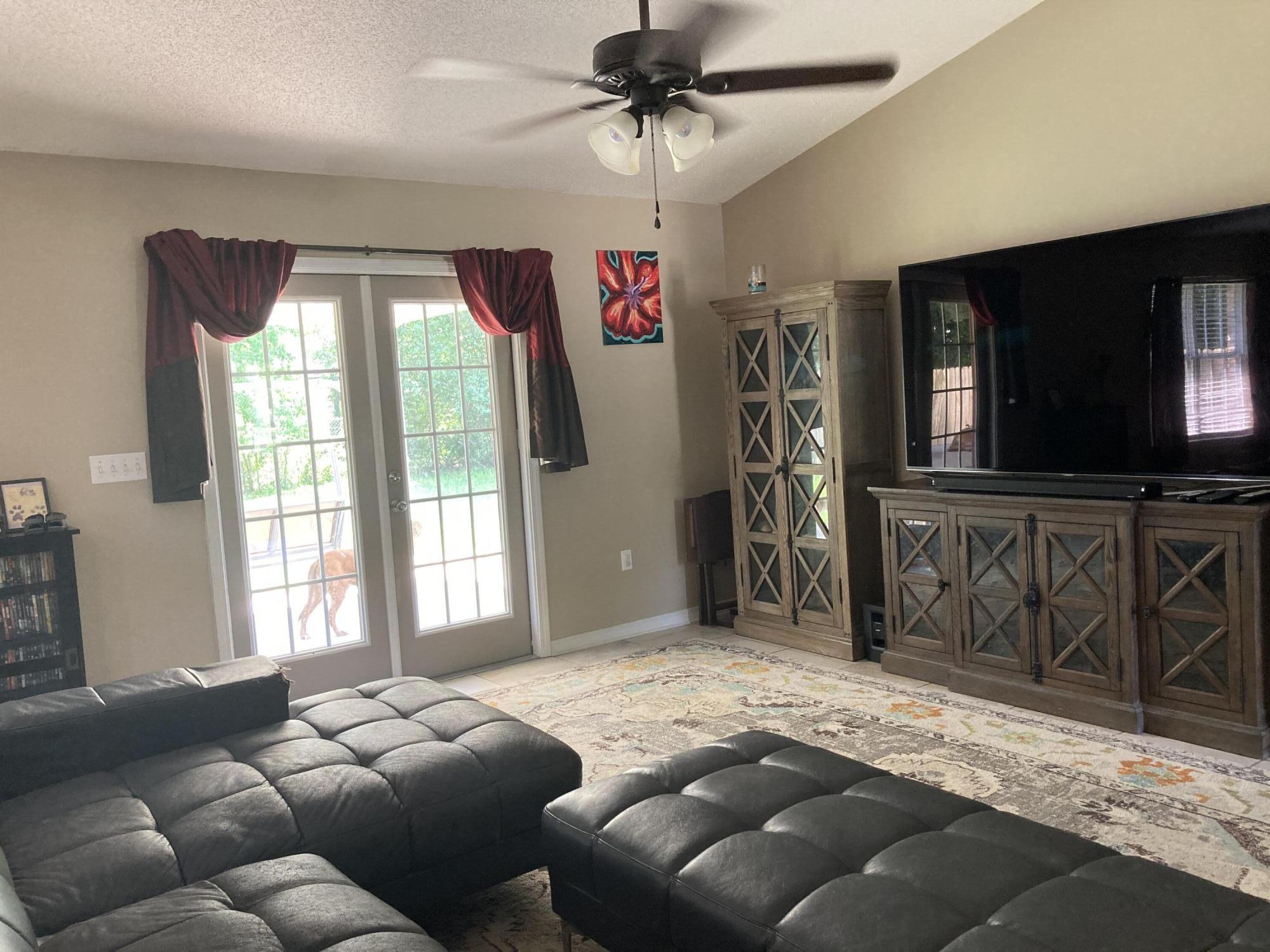 CRESTVIEW - Residential