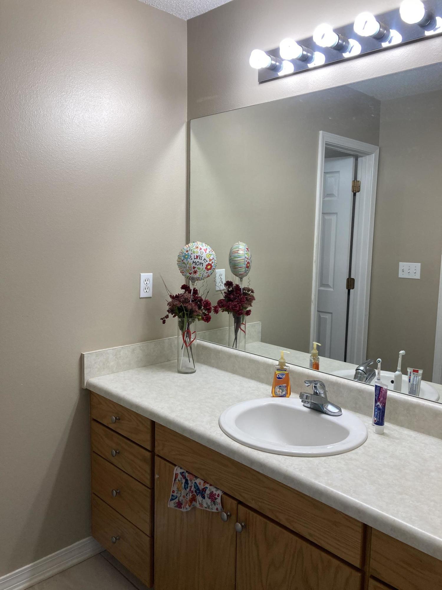 CRESTVIEW - Residential