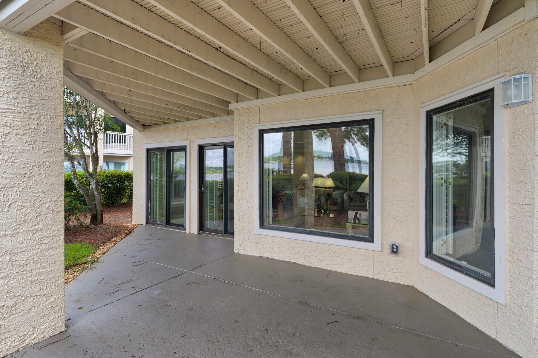 BAY VILLAS CONDOS - Residential