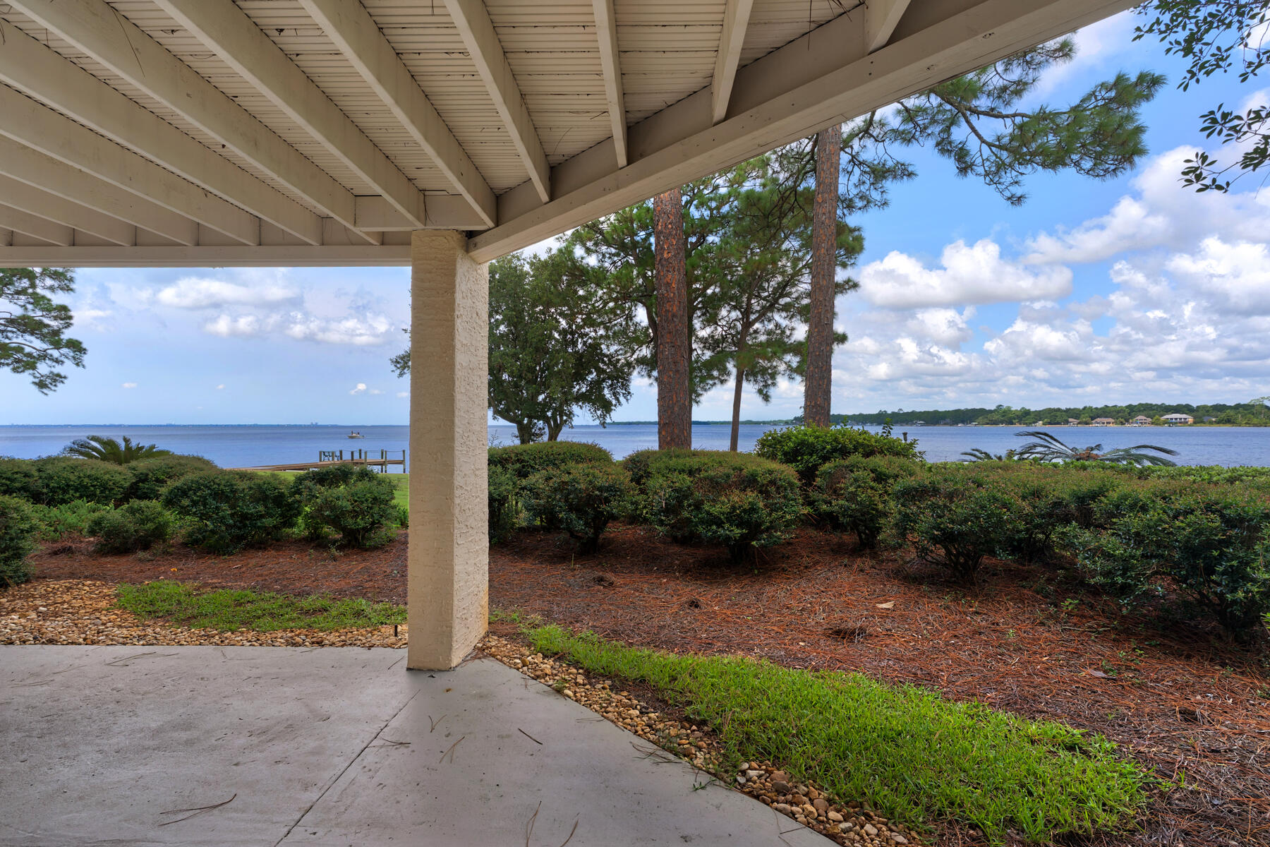 BAY VILLAS CONDOS - Residential