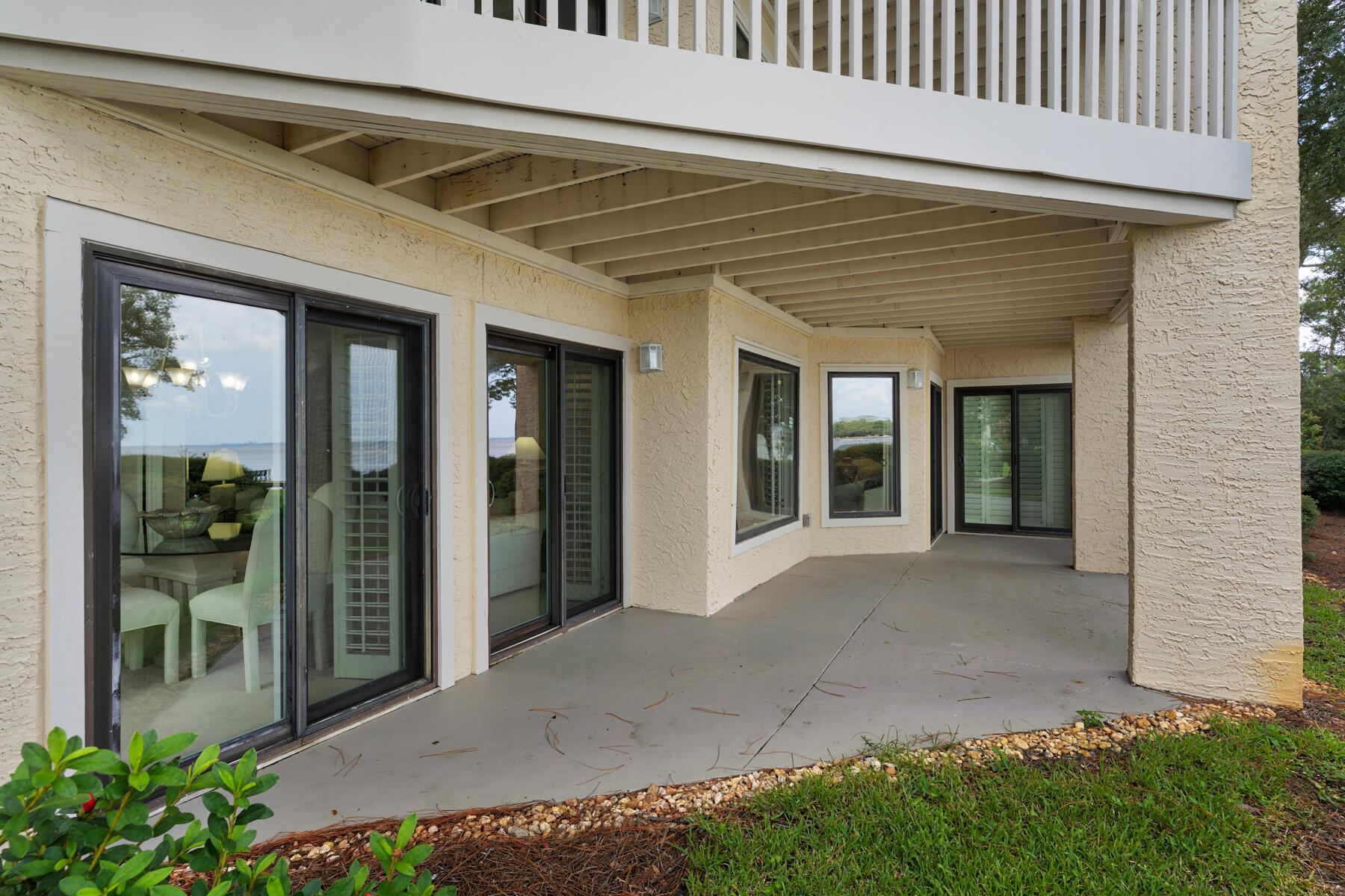 BAY VILLAS CONDOS - Residential