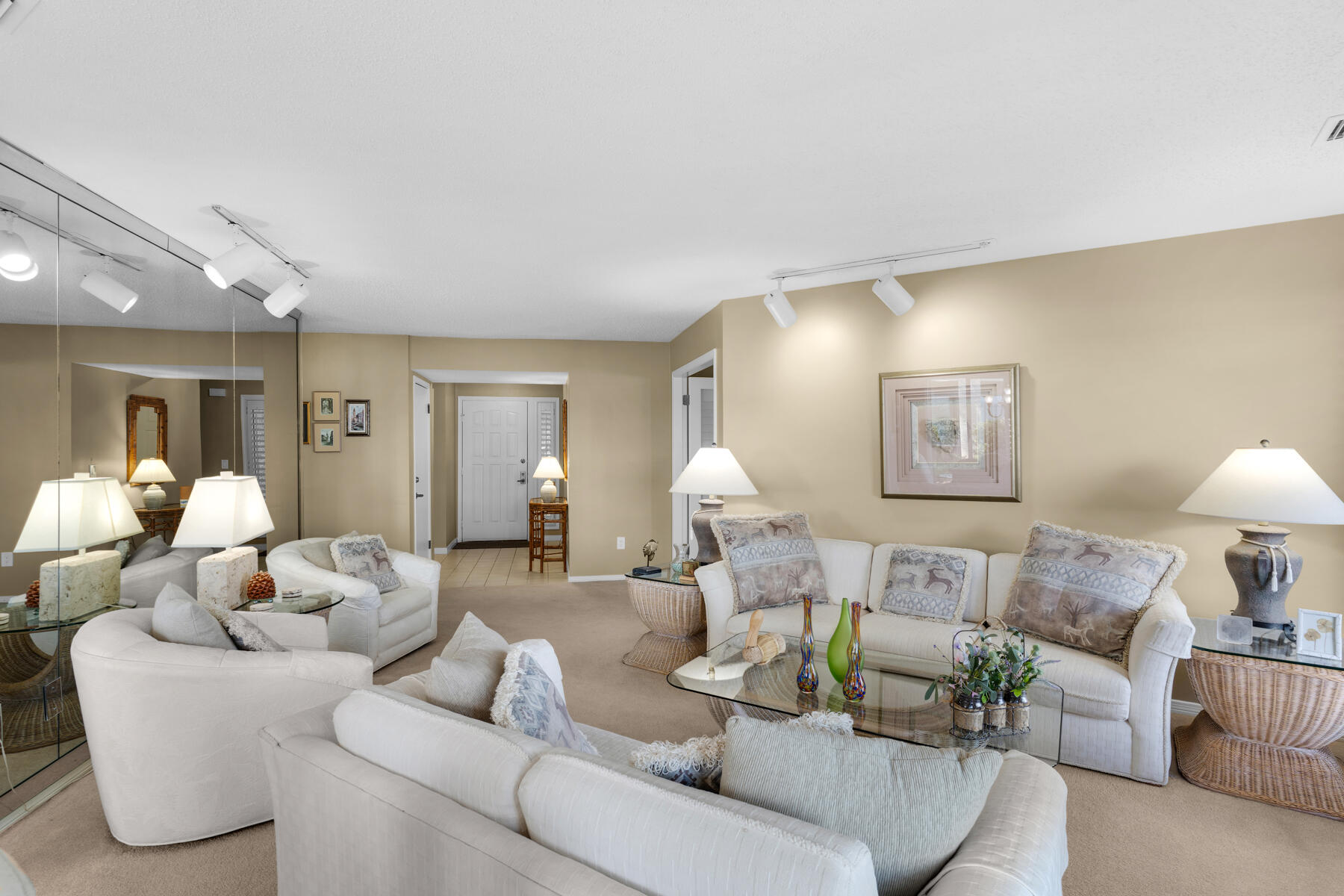 BAY VILLAS CONDOS - Residential