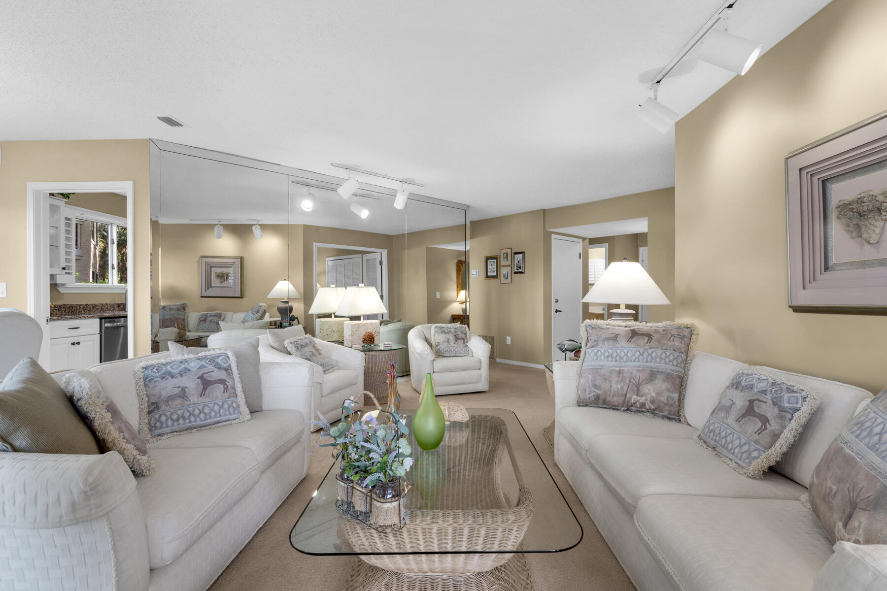 BAY VILLAS CONDOS - Residential