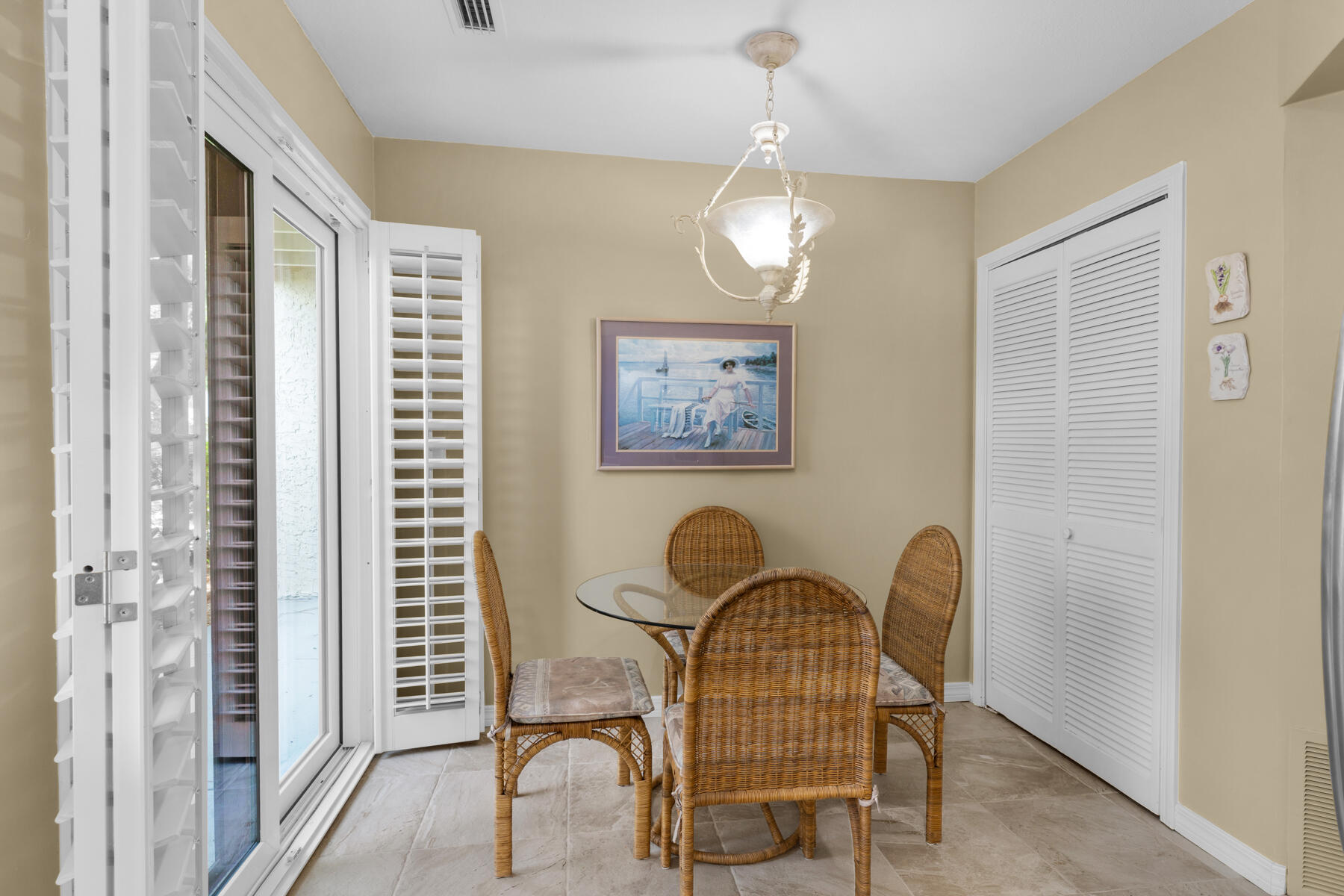 BAY VILLAS CONDOS - Residential