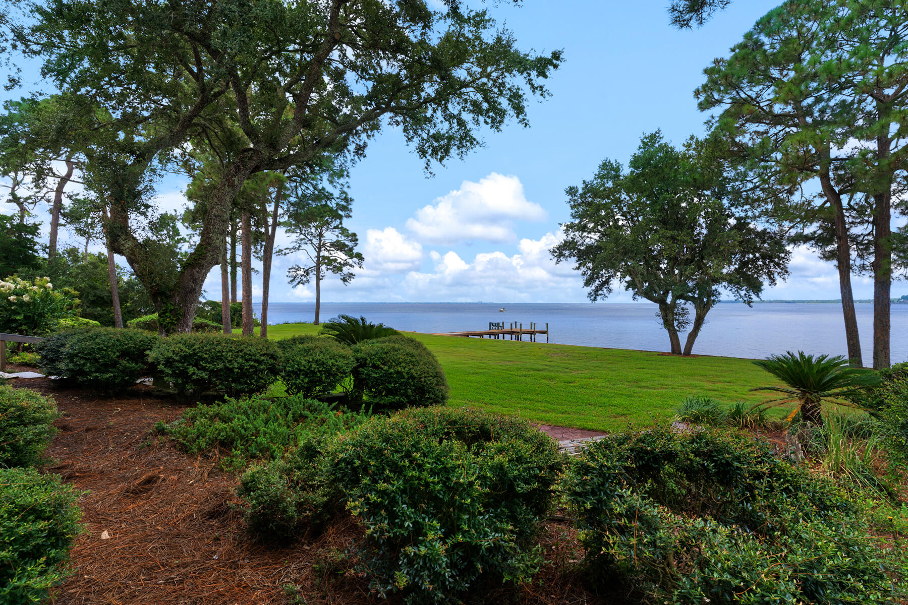 BAY VILLAS CONDOS - Residential